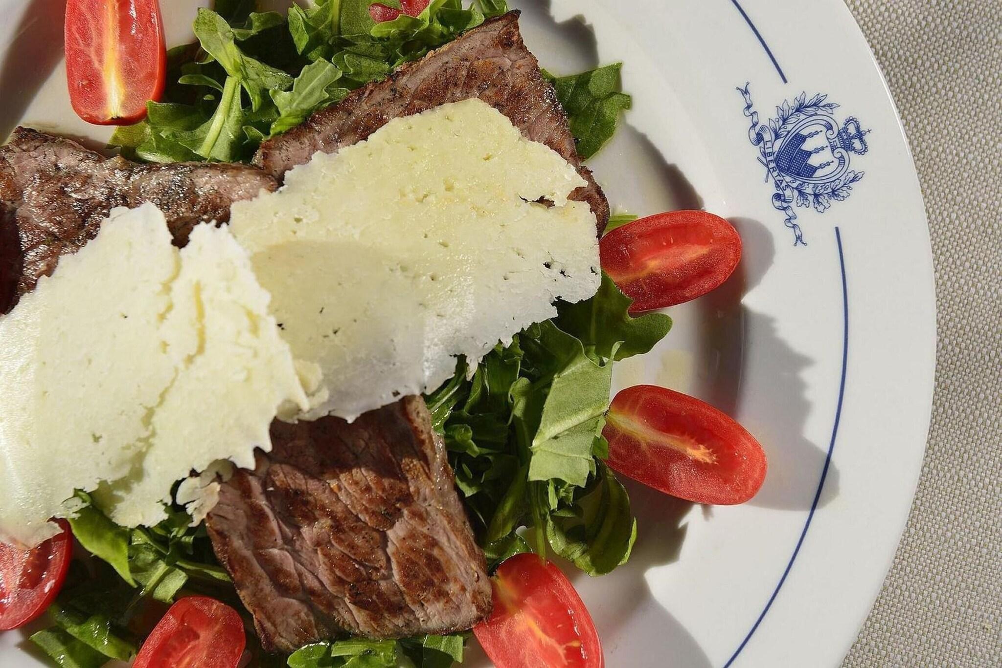 Restaurant Titano Suites