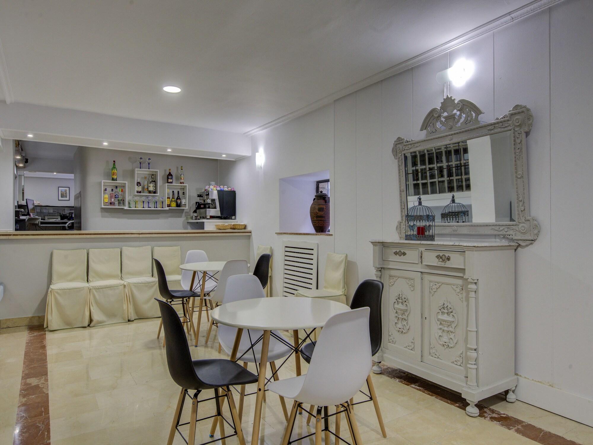 Bar/Salón Emperatriz I