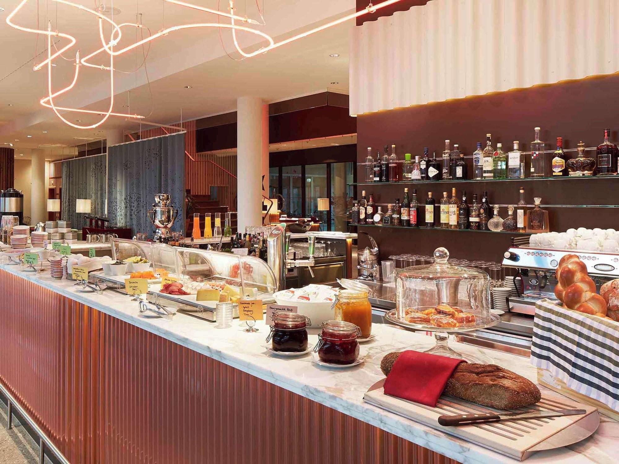 Restaurant 25hours Hotel Zurich West