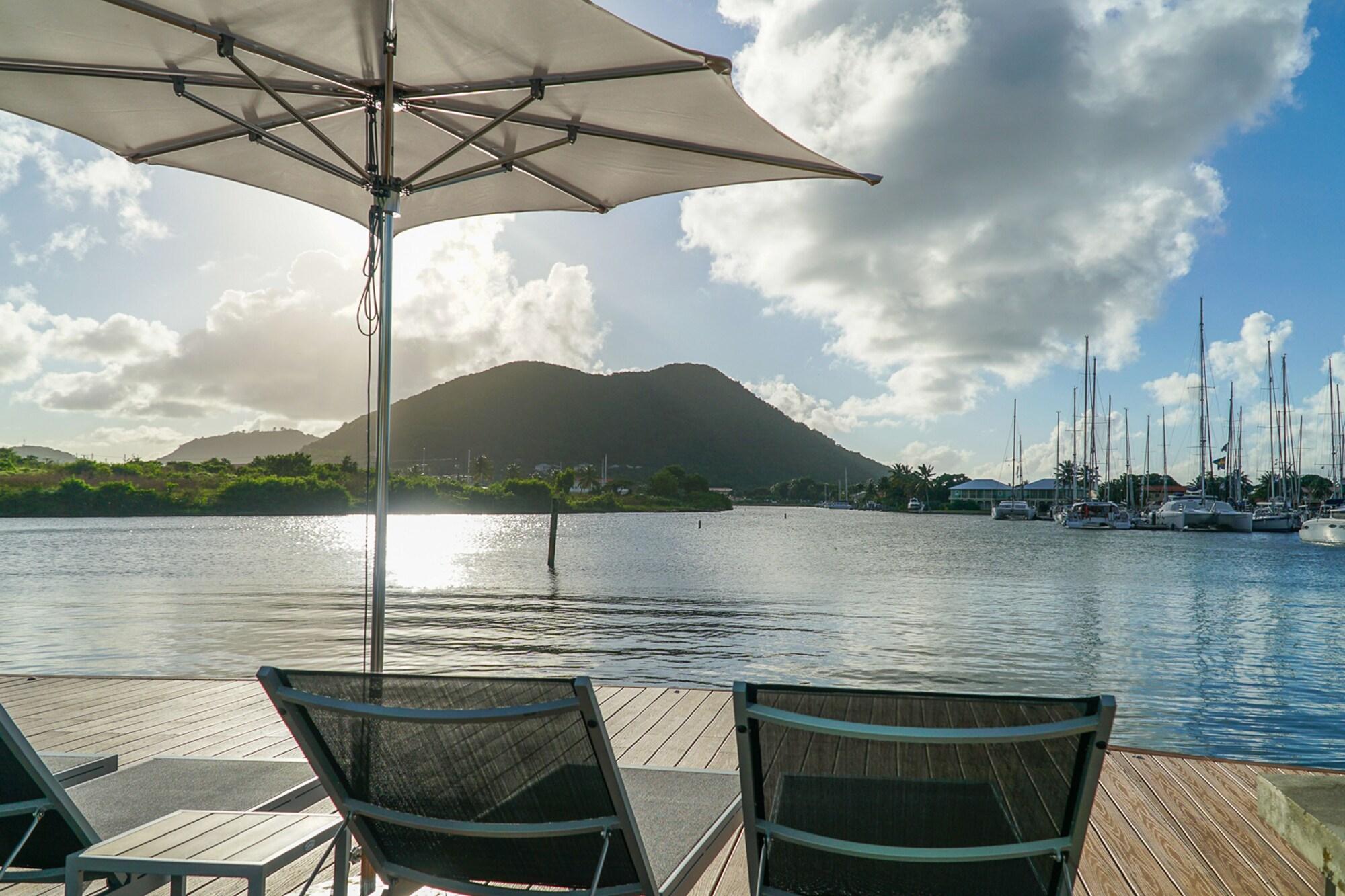 Playa Harbor Club St. Lucia, Curio Collection by Hilton