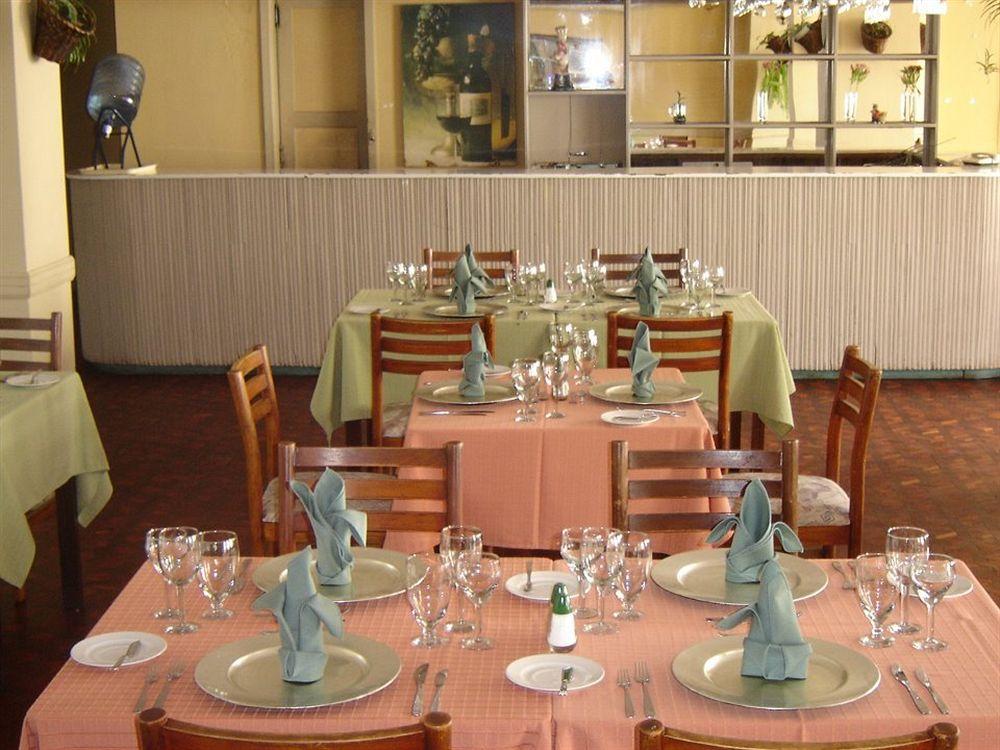 Bar/Salón Hotel Tomebamba