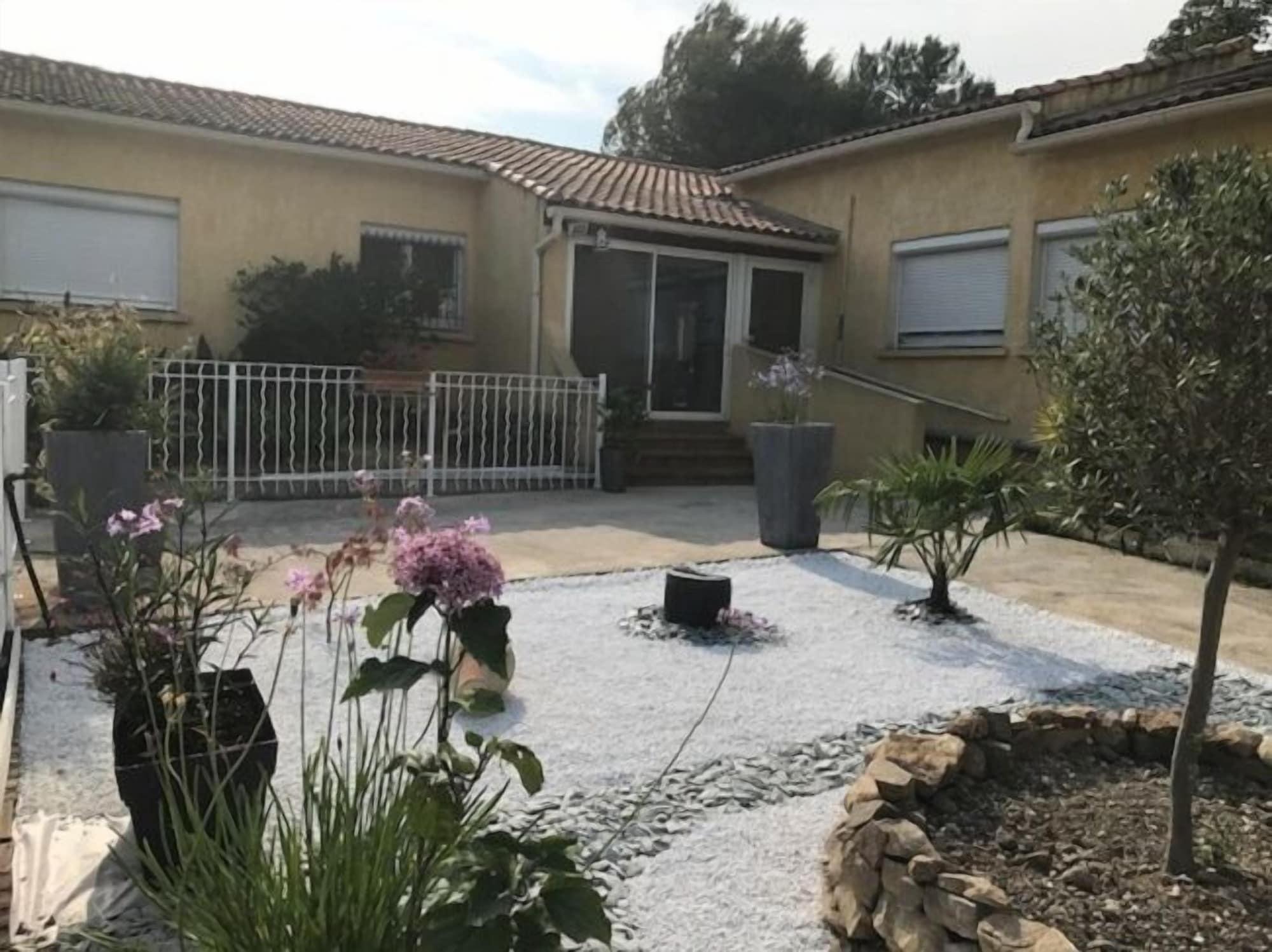 Vista Exterior Costa Belle