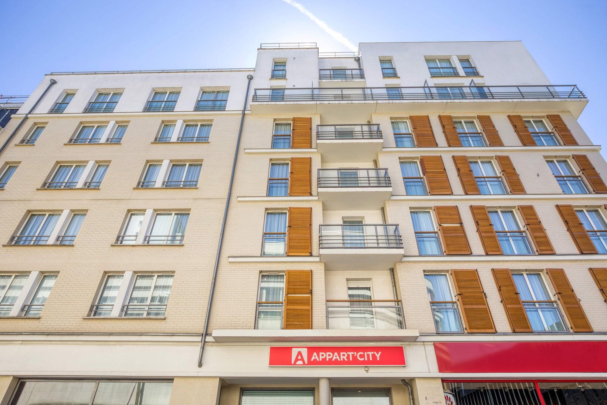 Vista Exterior Appart'City Confort Paris Clichy Mairie