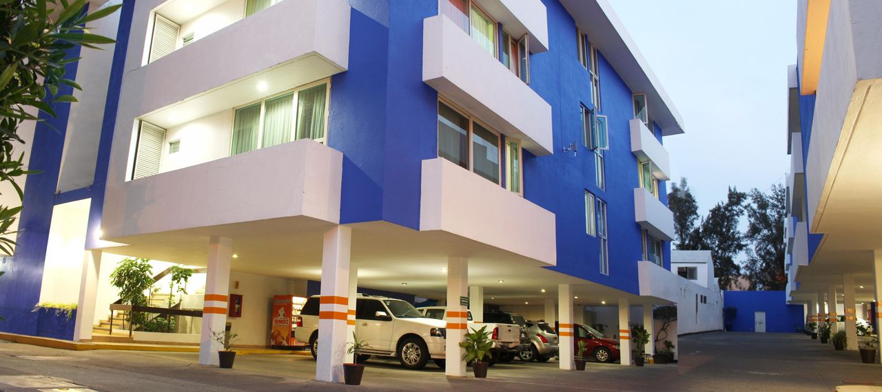 Suites Futura Plaza del Sol, Guadalajara