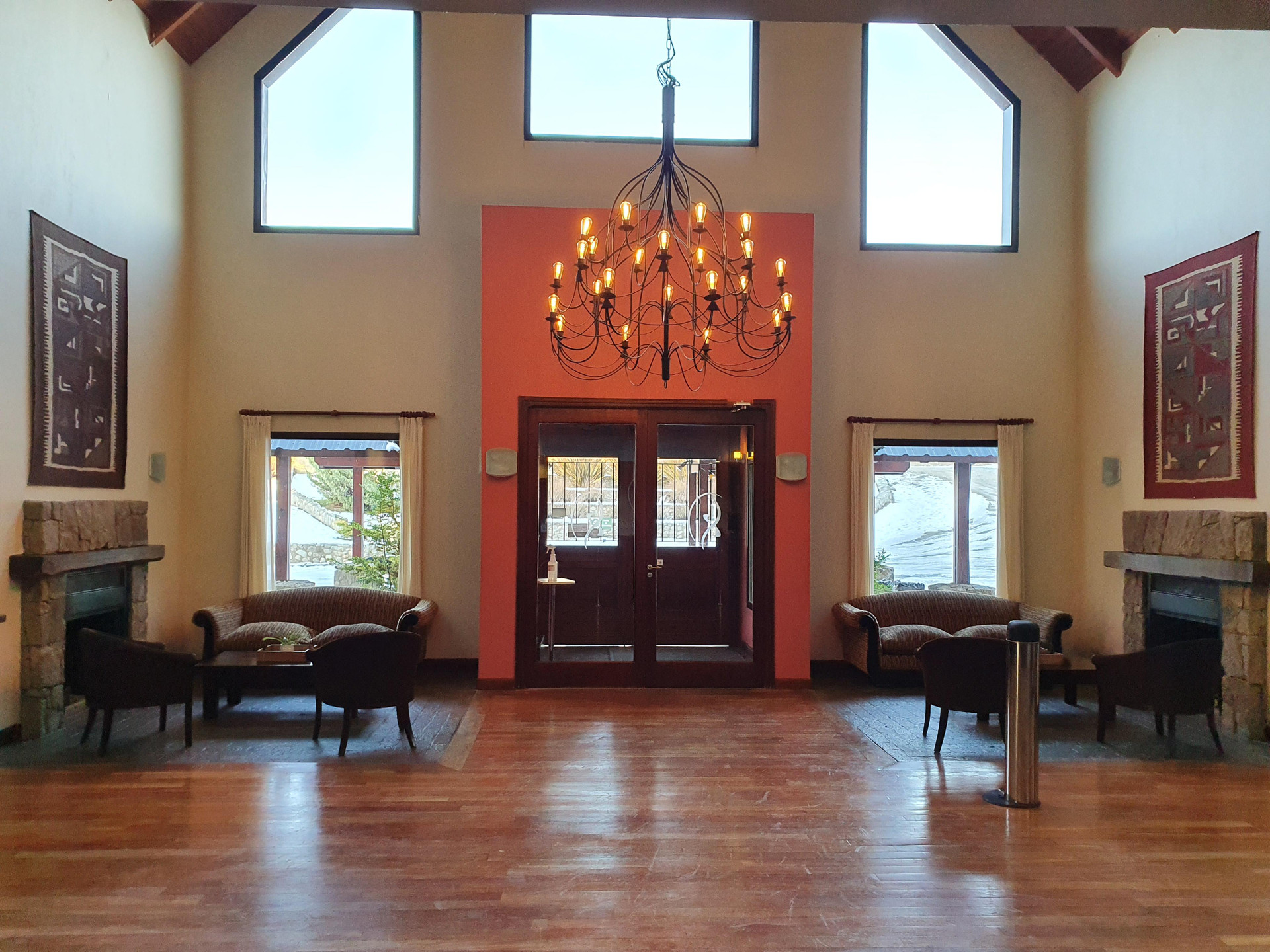 Vista Lobby Xelena Hotel & Suites