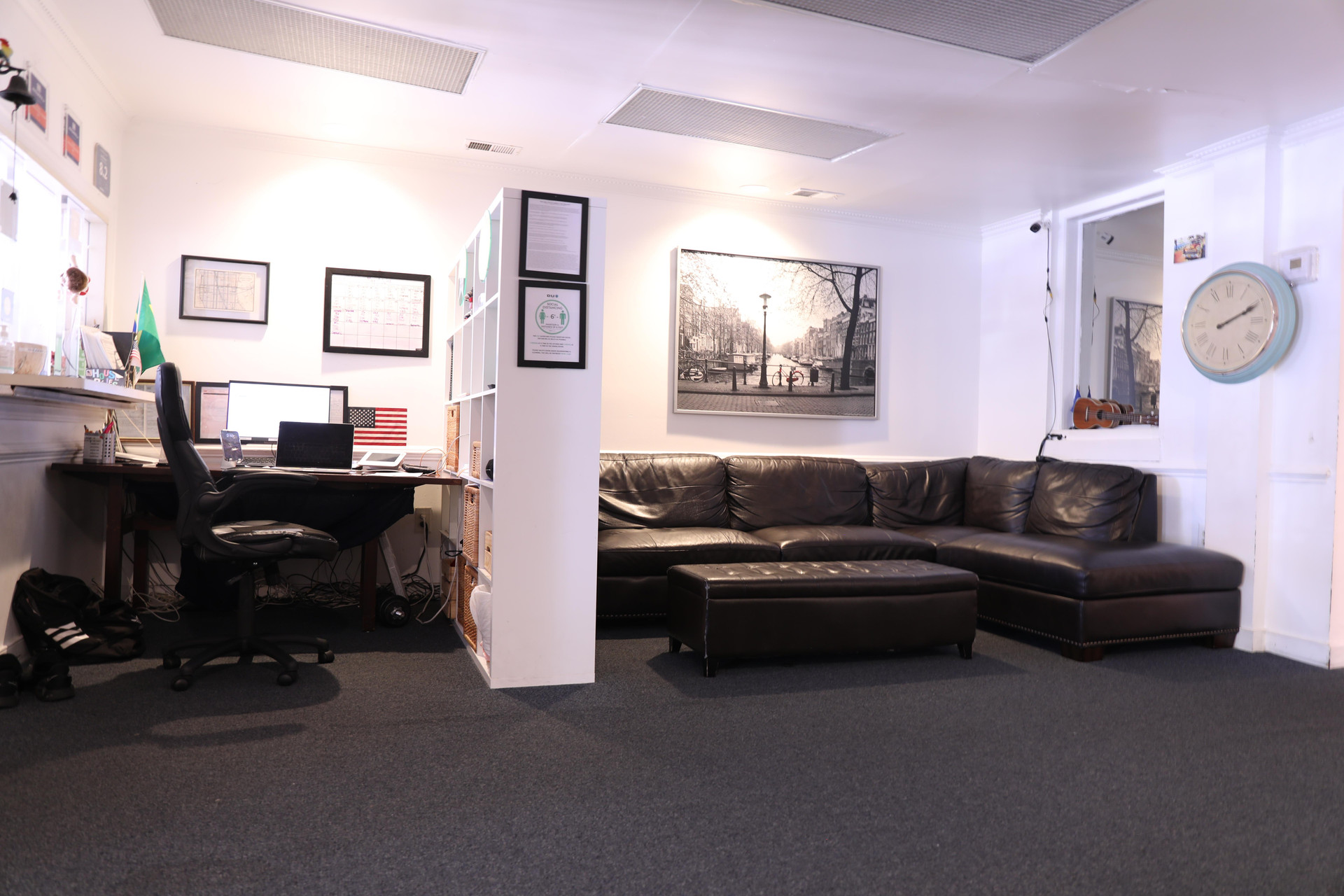 Vista Lobby Duo Housing