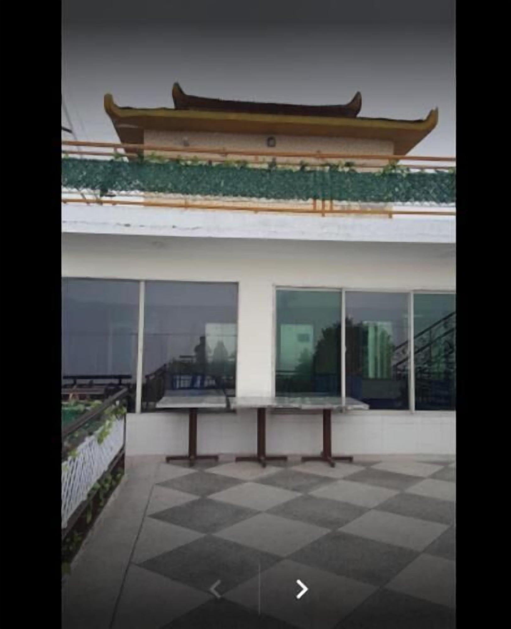 Varios View Forth Hotel