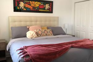 Alquiler Vacacional - Renovated! Look at this 1/1 Fabulous Apartment!