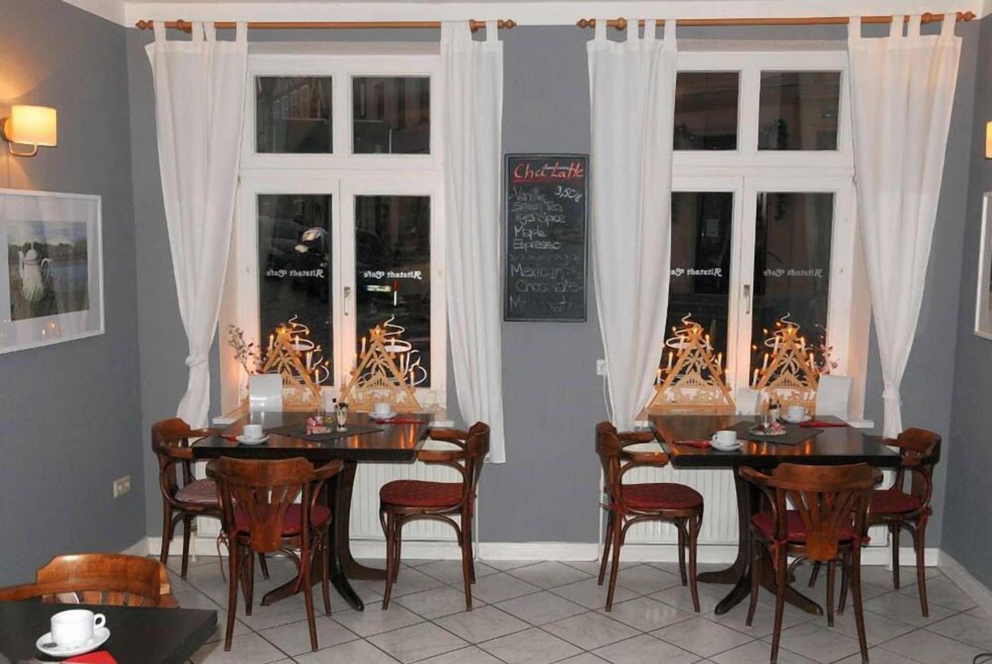 Restaurant Pension Altstadt Cafe