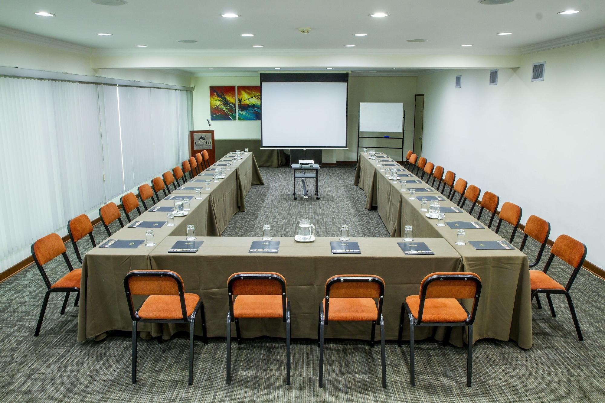Sala de Reuniones El Polo Hotel & Suites