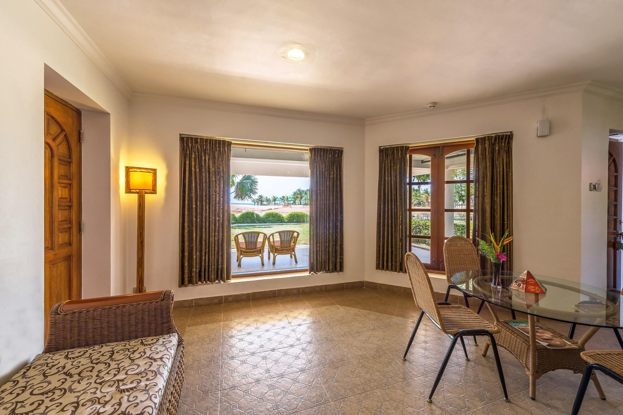 Playa Chariot Beach Resort