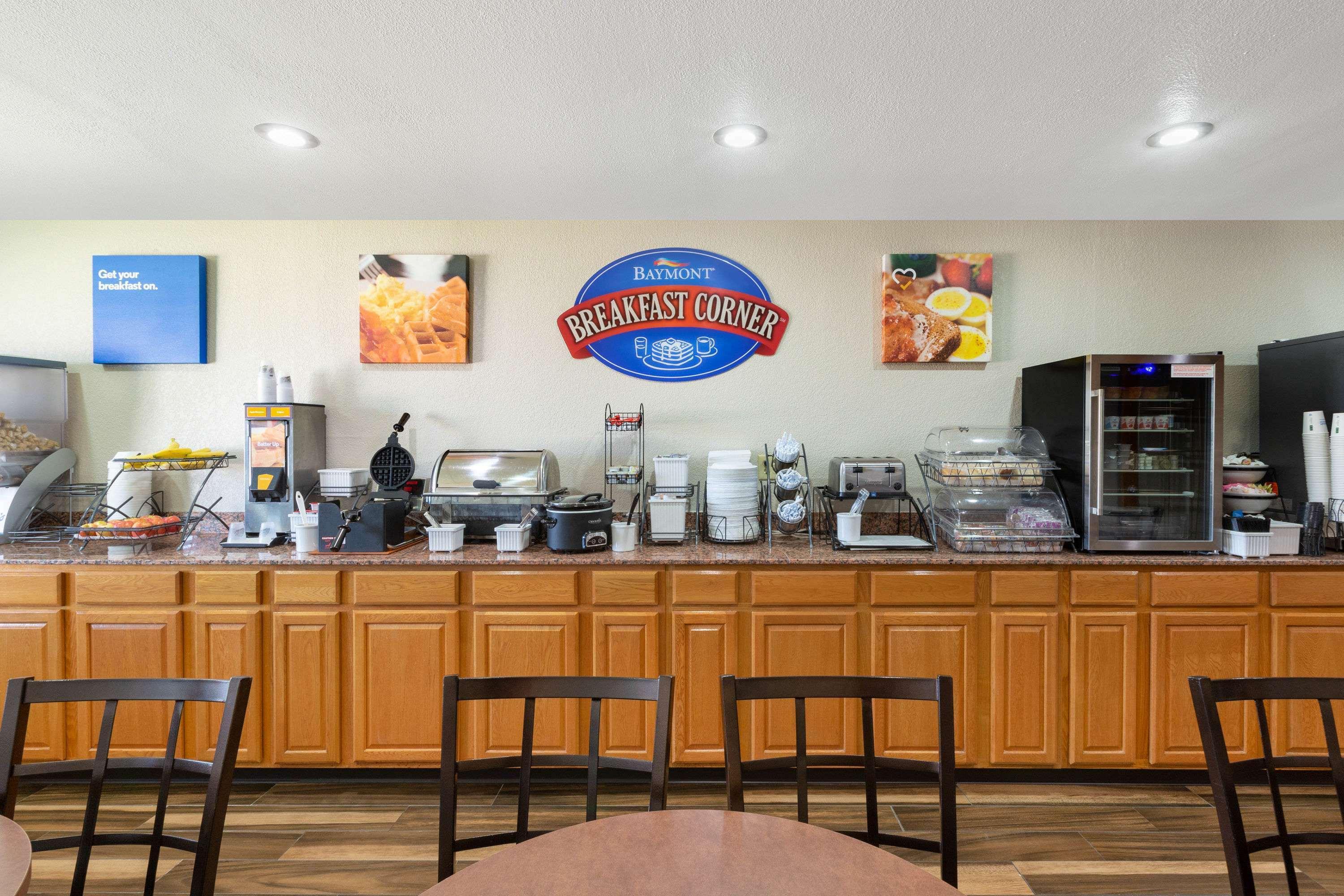 Restaurant Baymont by Wyndham Fort Dodge