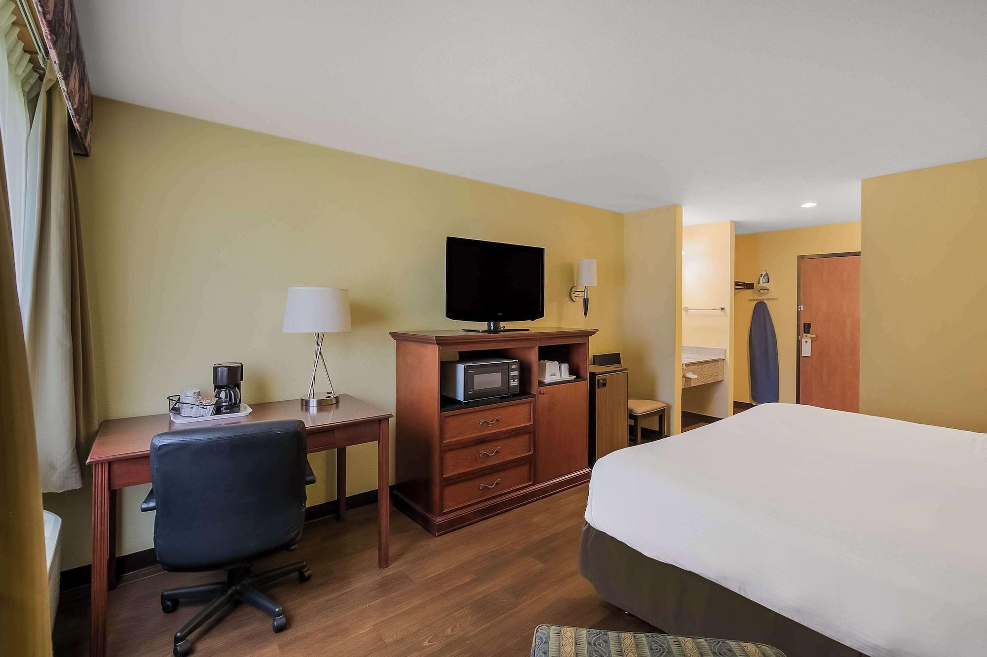Habitación Americas Best Value Sandman Inn