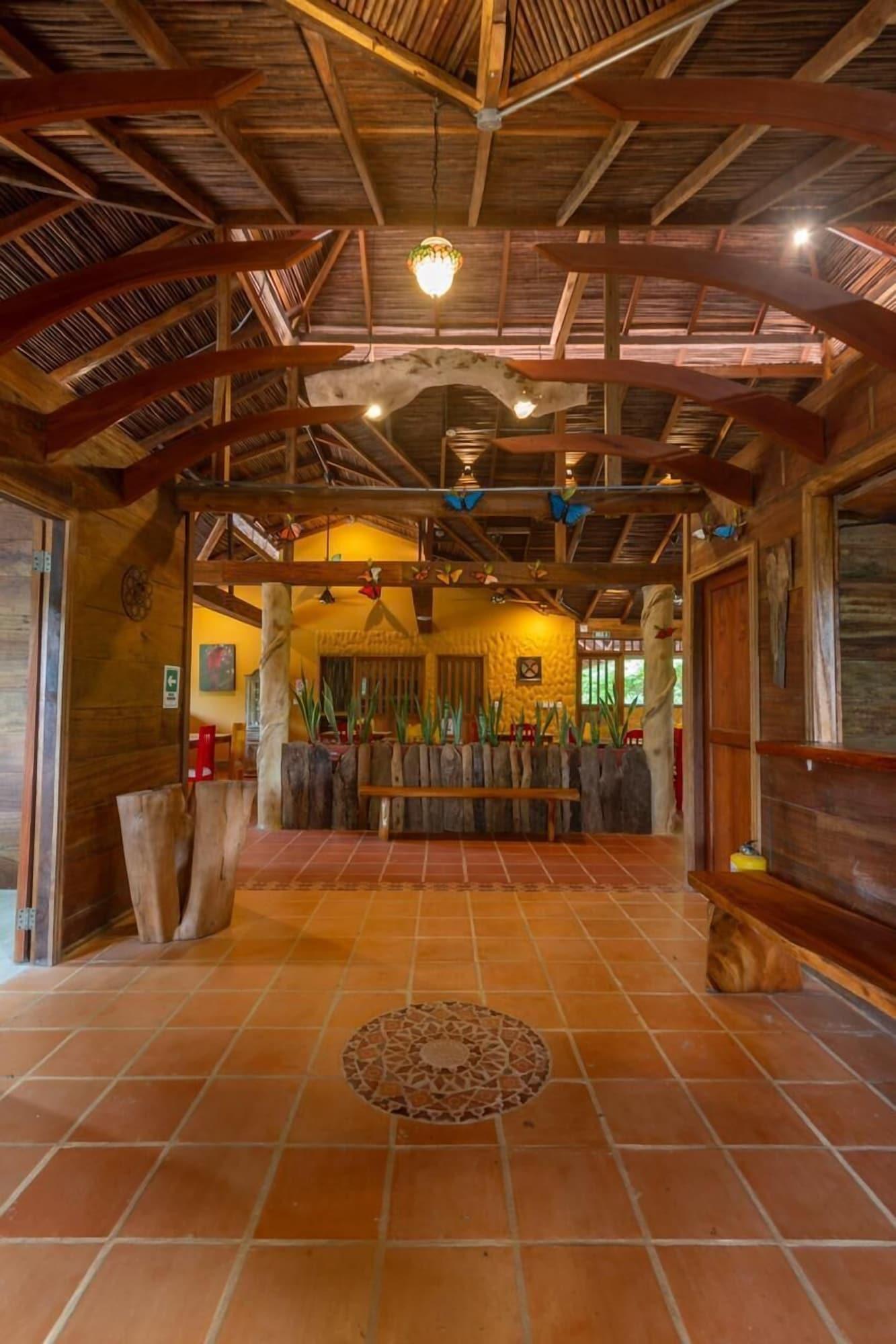 Vista Lobby Samadhi Ecohotel by Rotamundos