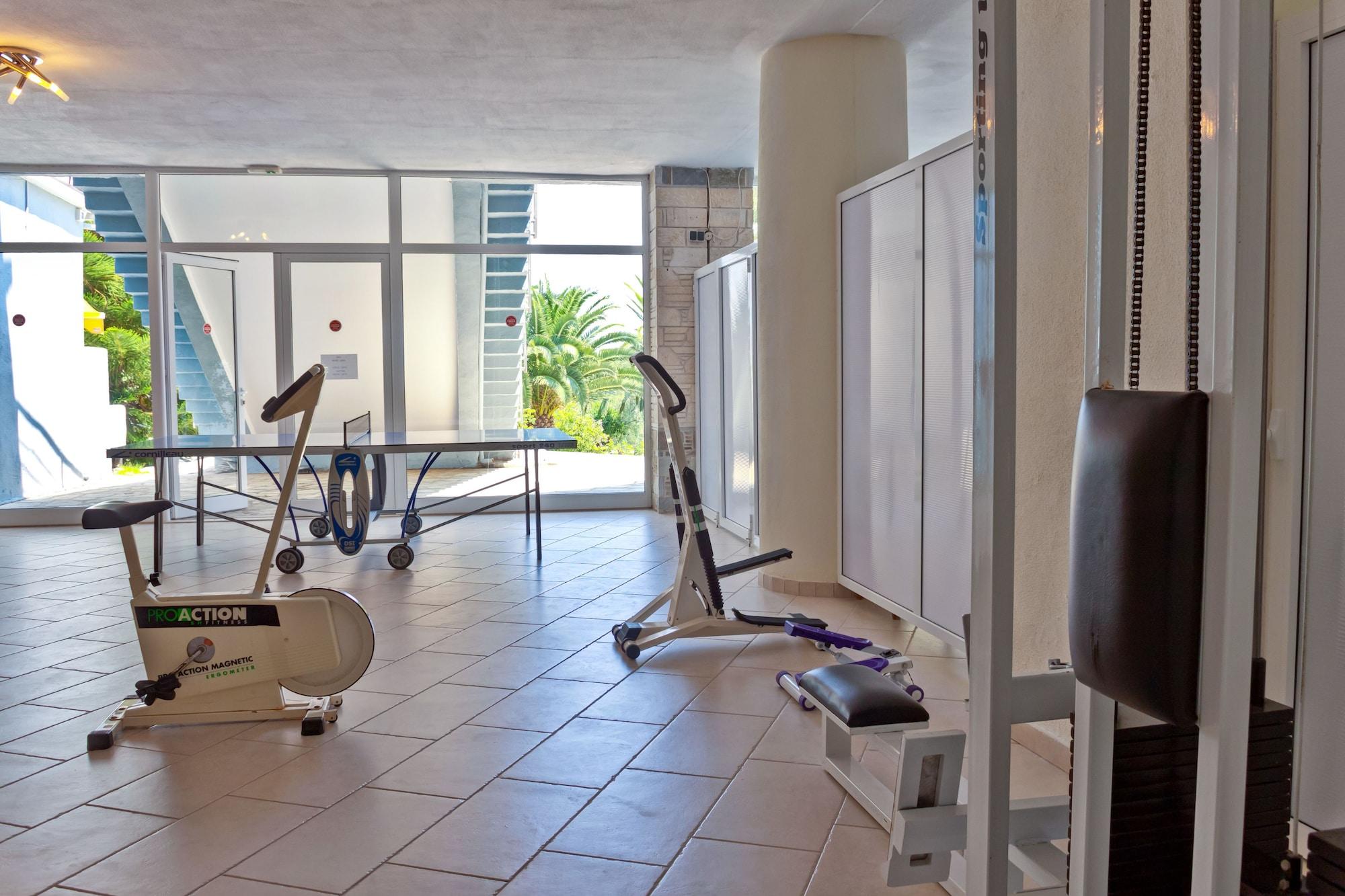 Gimnasio Mendi Hotel