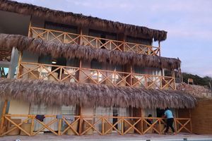 Alojamiento - Hotel Costa Blanca de Mancora