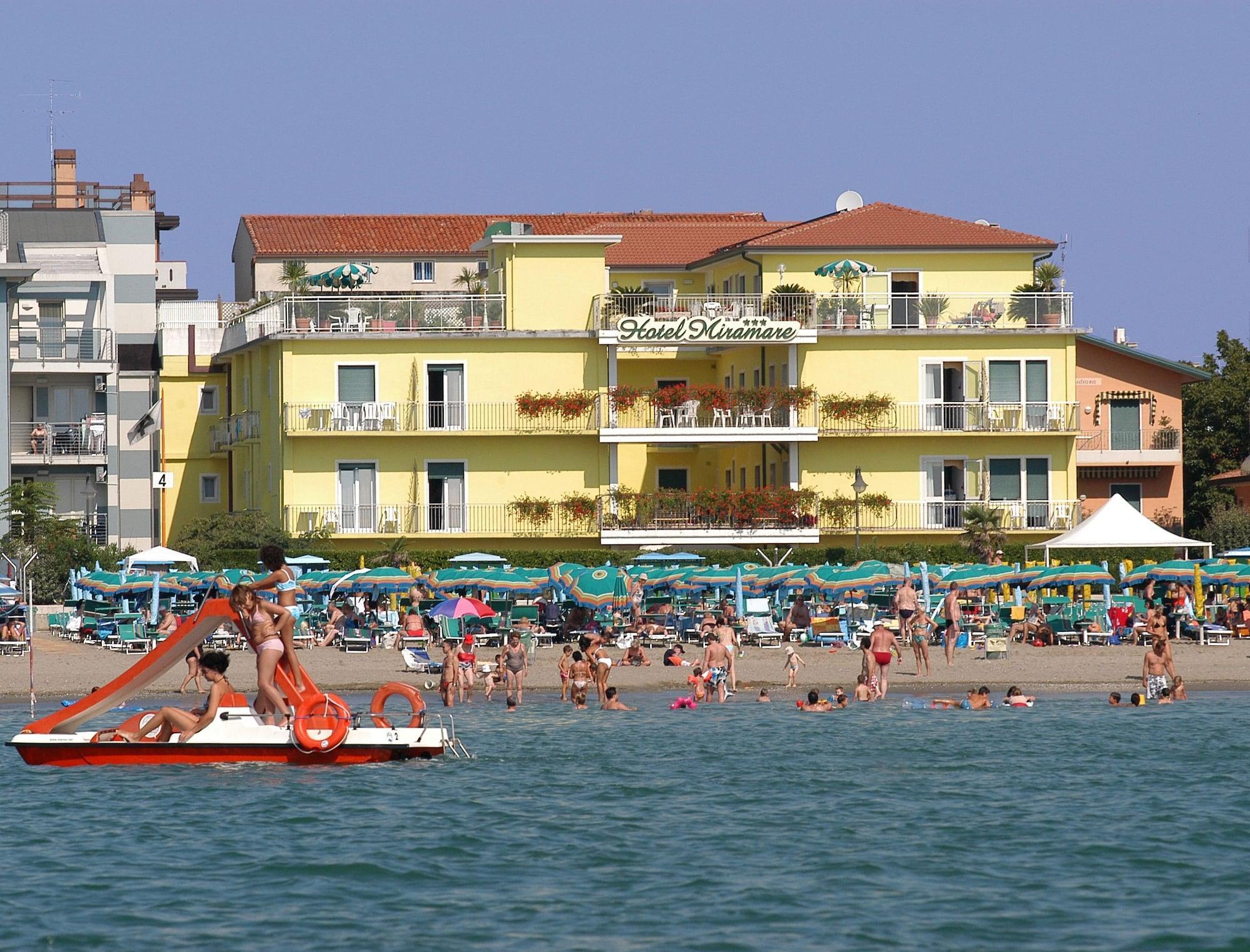 Vista Exterior Hotel Miramare