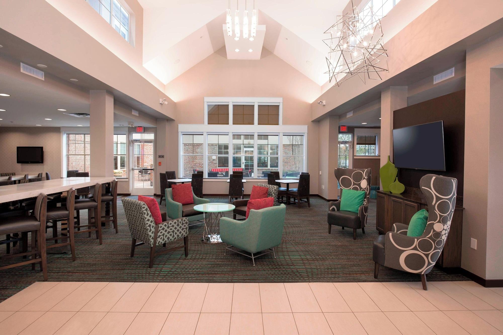 Vista Lobby Residence Inn by Marriott Dallas Arlington South