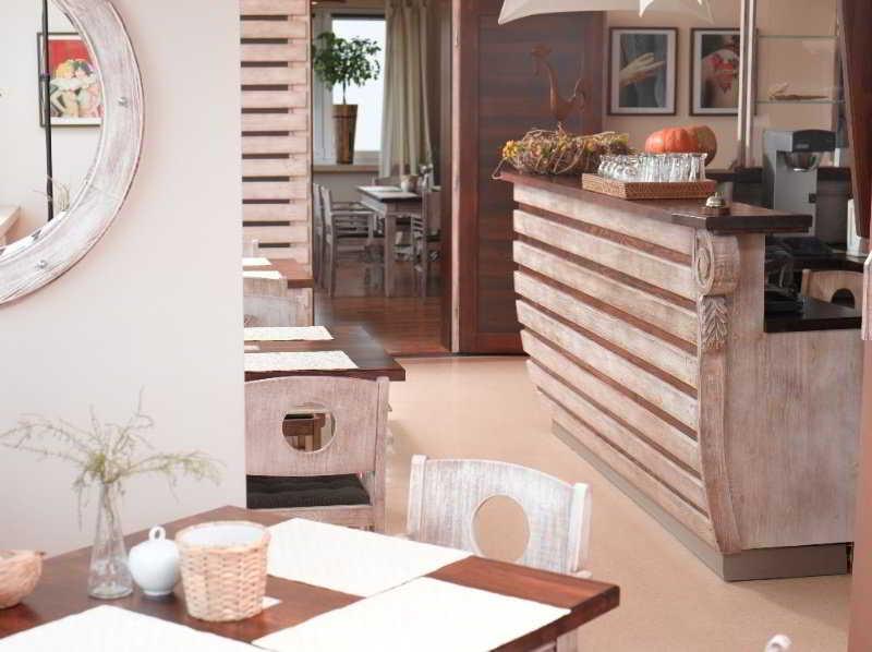 Bar/Salón Na Skarpie