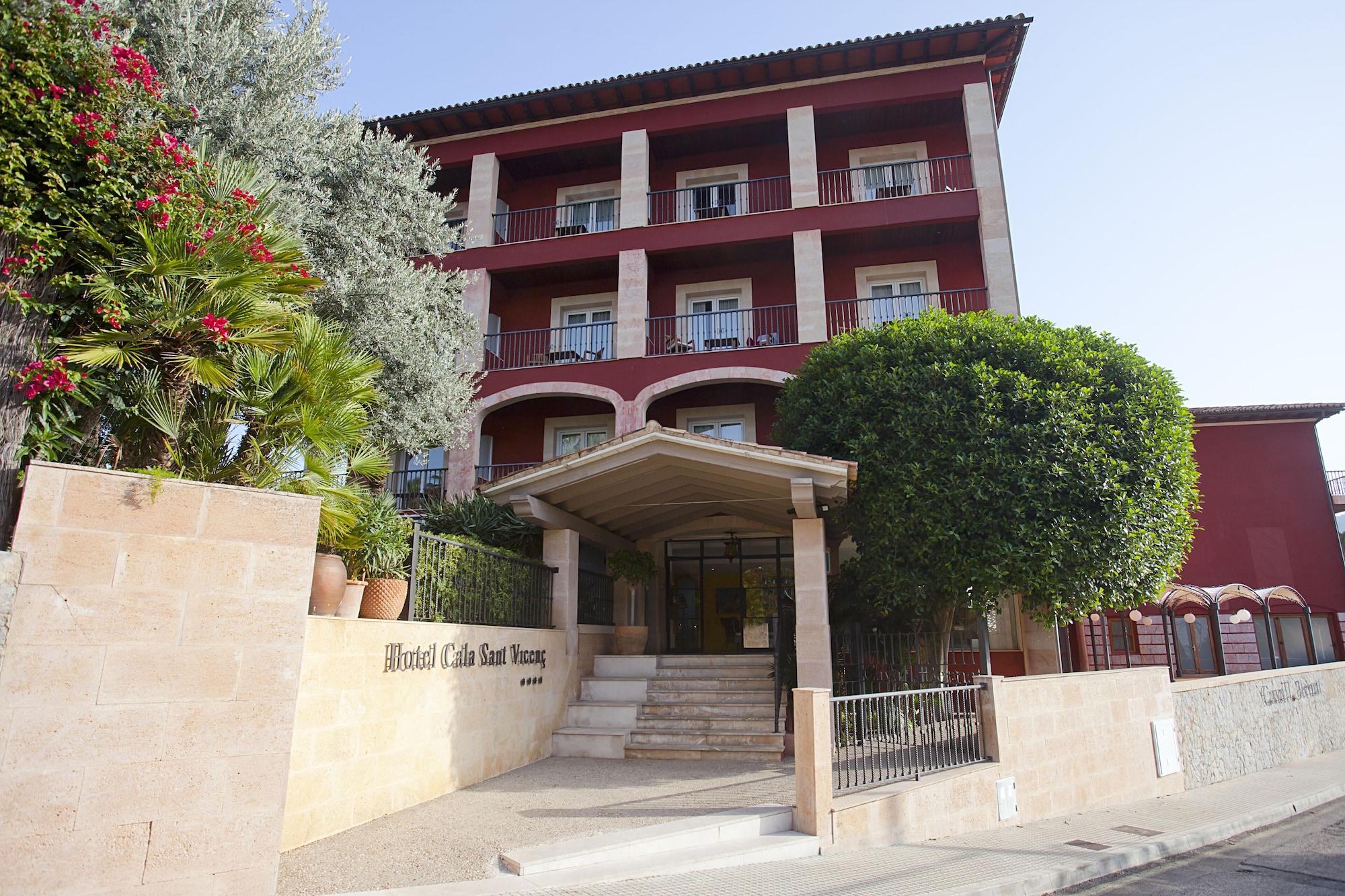 Vista Exterior Hotel Cala Sant Vicenç - Adults Only + 16
