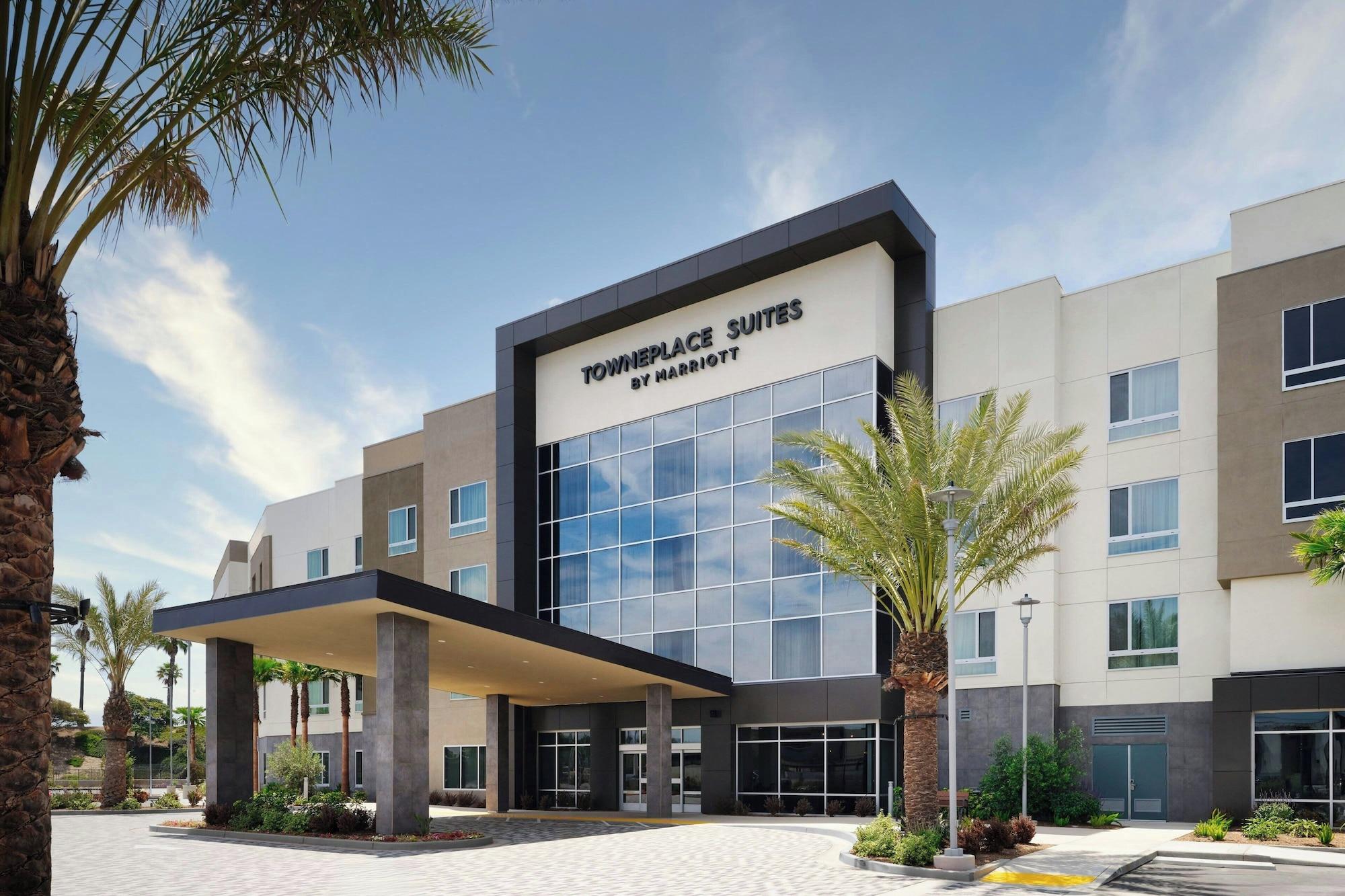 Vista Exterior TownPlace Suites by Marriott Ventura Oxnard