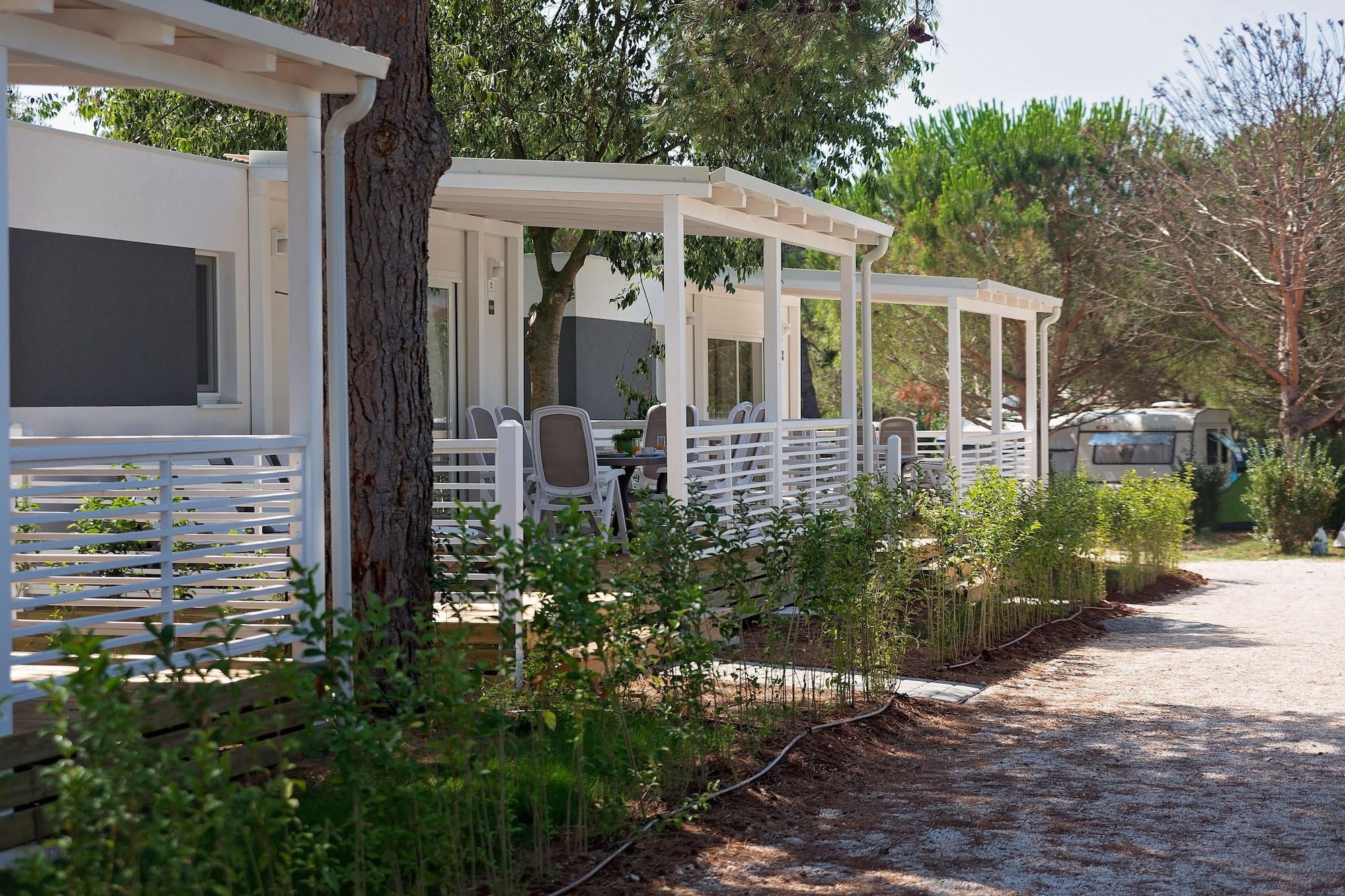 Vista Exterior Maistra Camping Porto Sole Mobile homes
