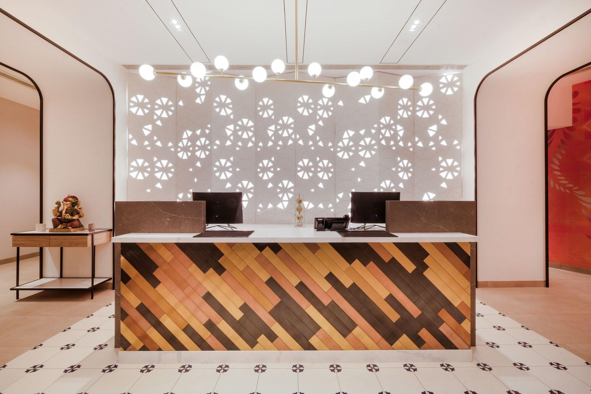 Vista Lobby 7 Apple Hotel Nashik
