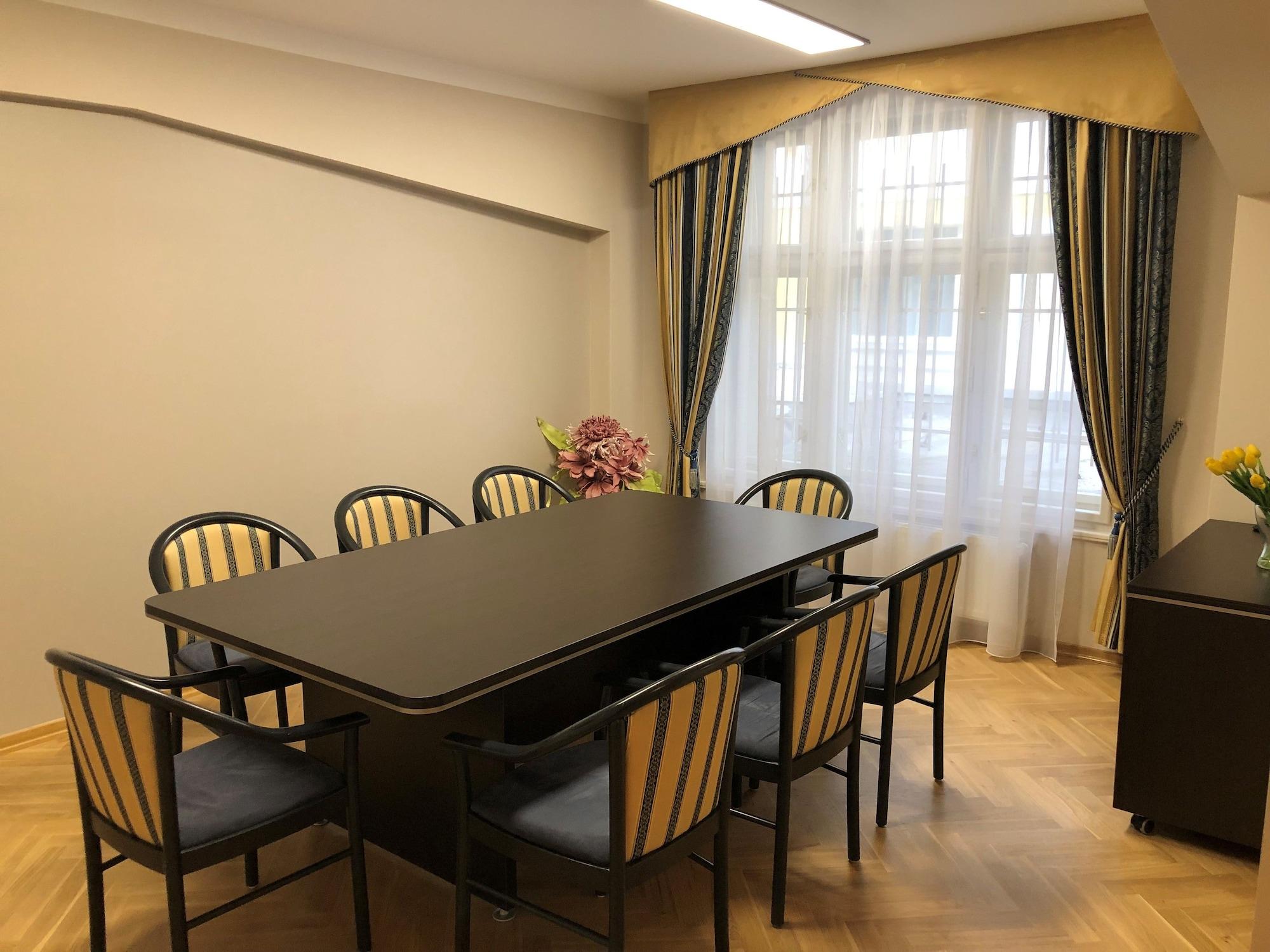 Sala de Reuniones Hotel Elysee