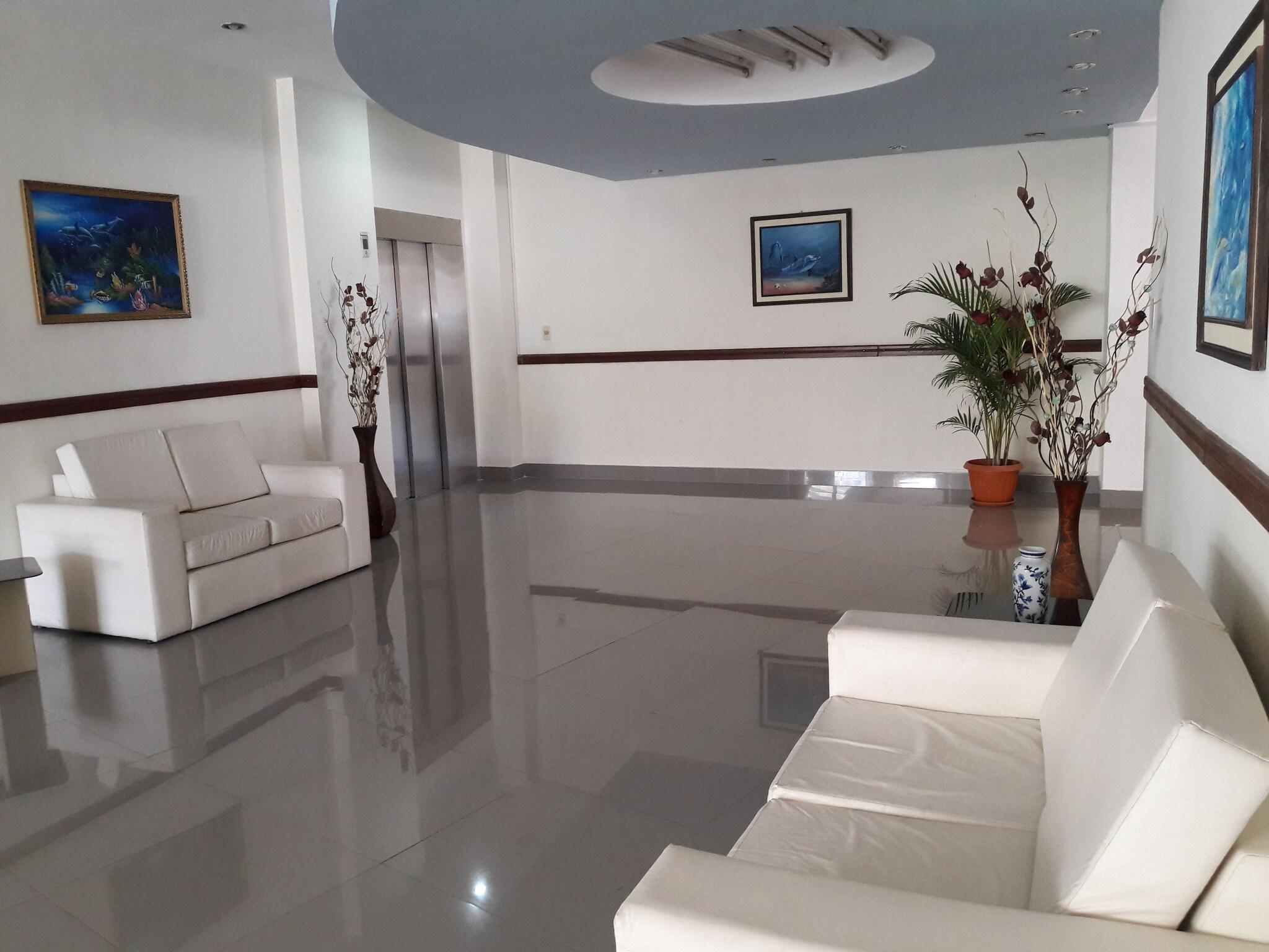 Vista Lobby Apart Hotel Los Delfines