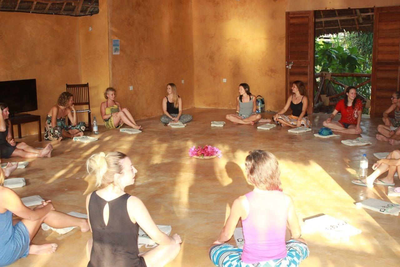 Gimnasio Casa Umoja Guesthouse