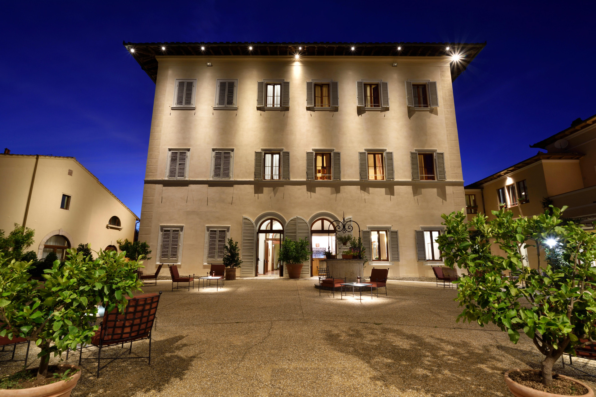 Vista Exterior Villa Sabolini