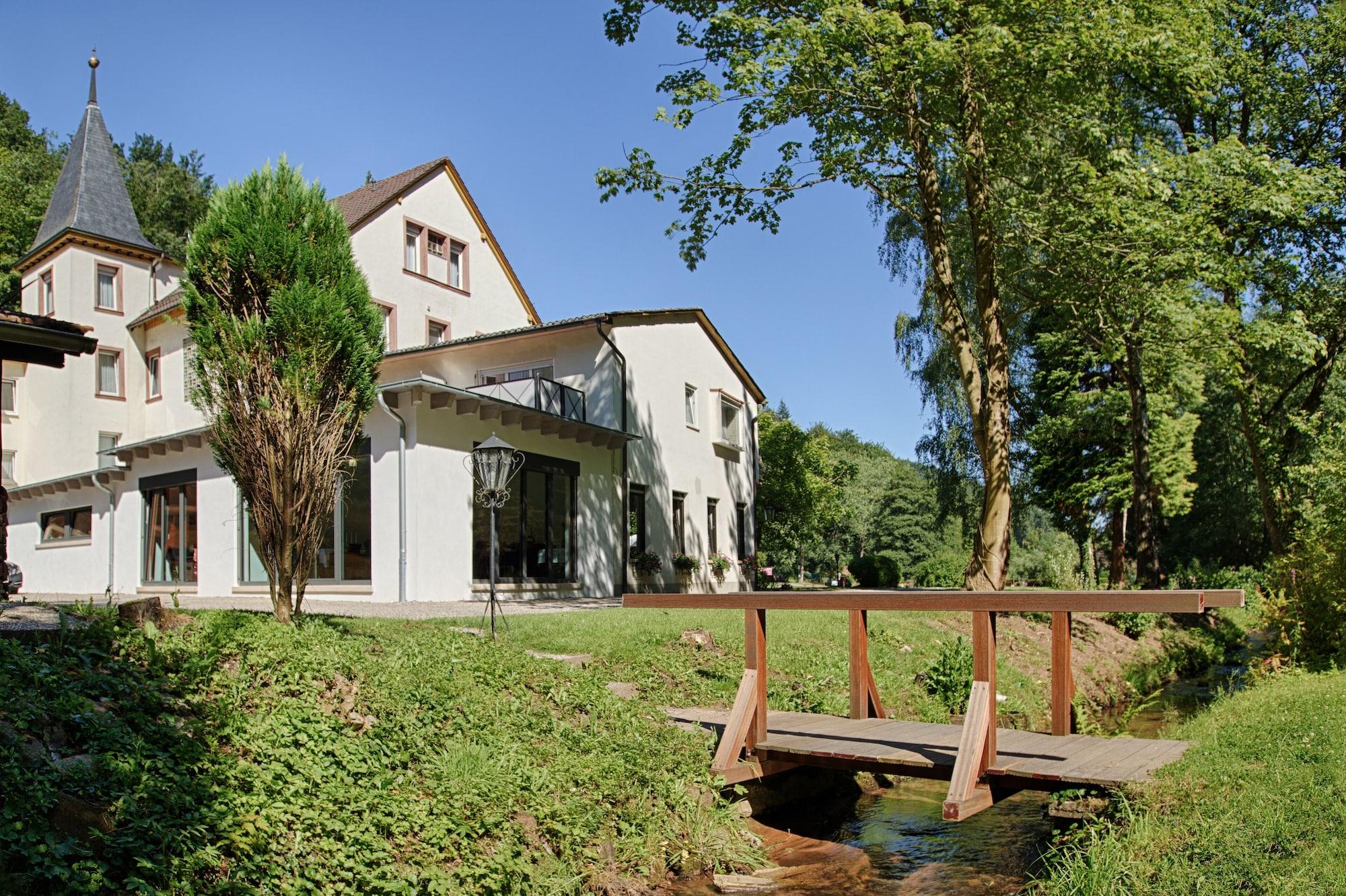 Vista Exterior Hotel Pfälzer Wald