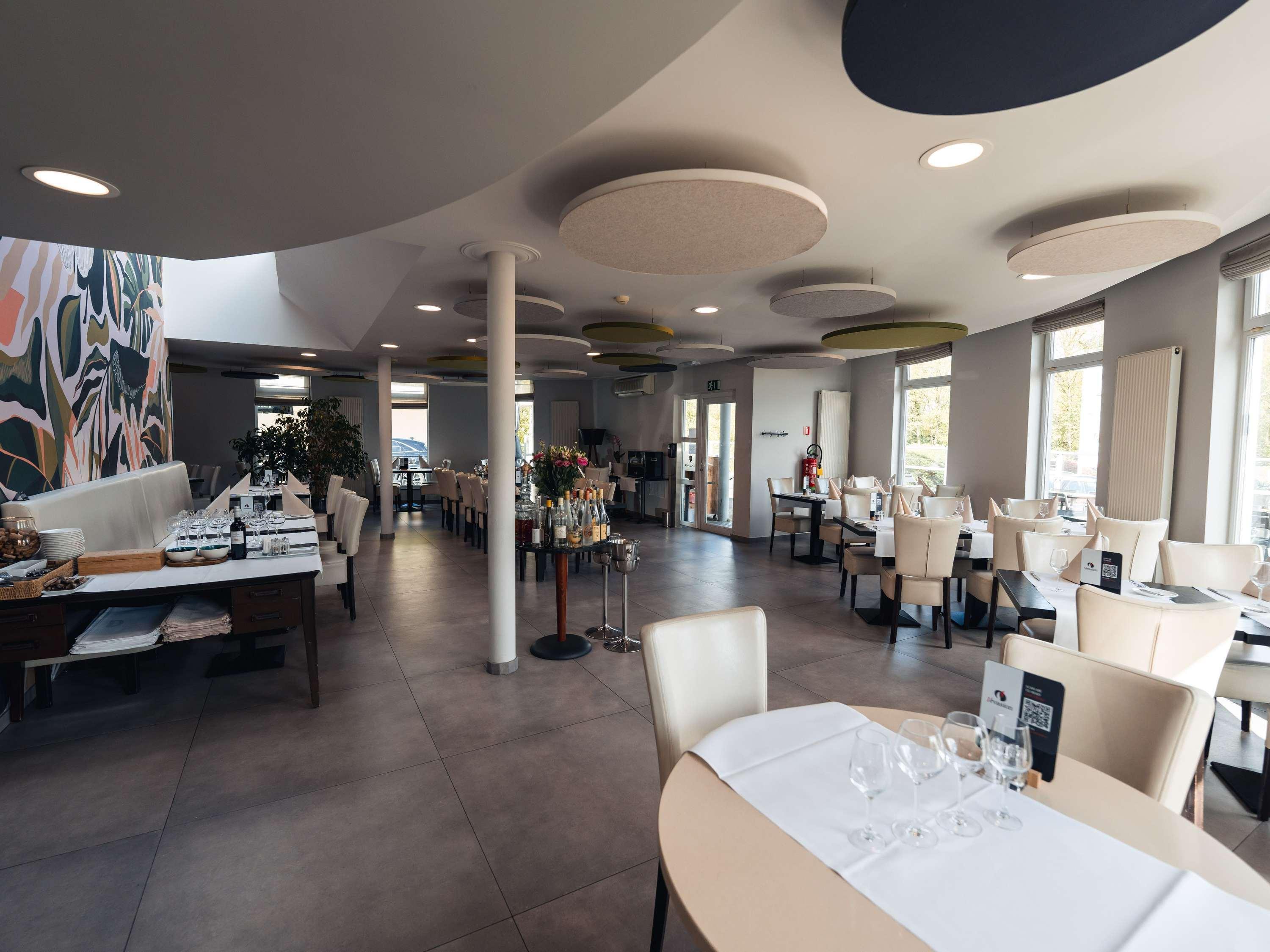 Restaurant Ibis Styles Charleroi Airport Aero44