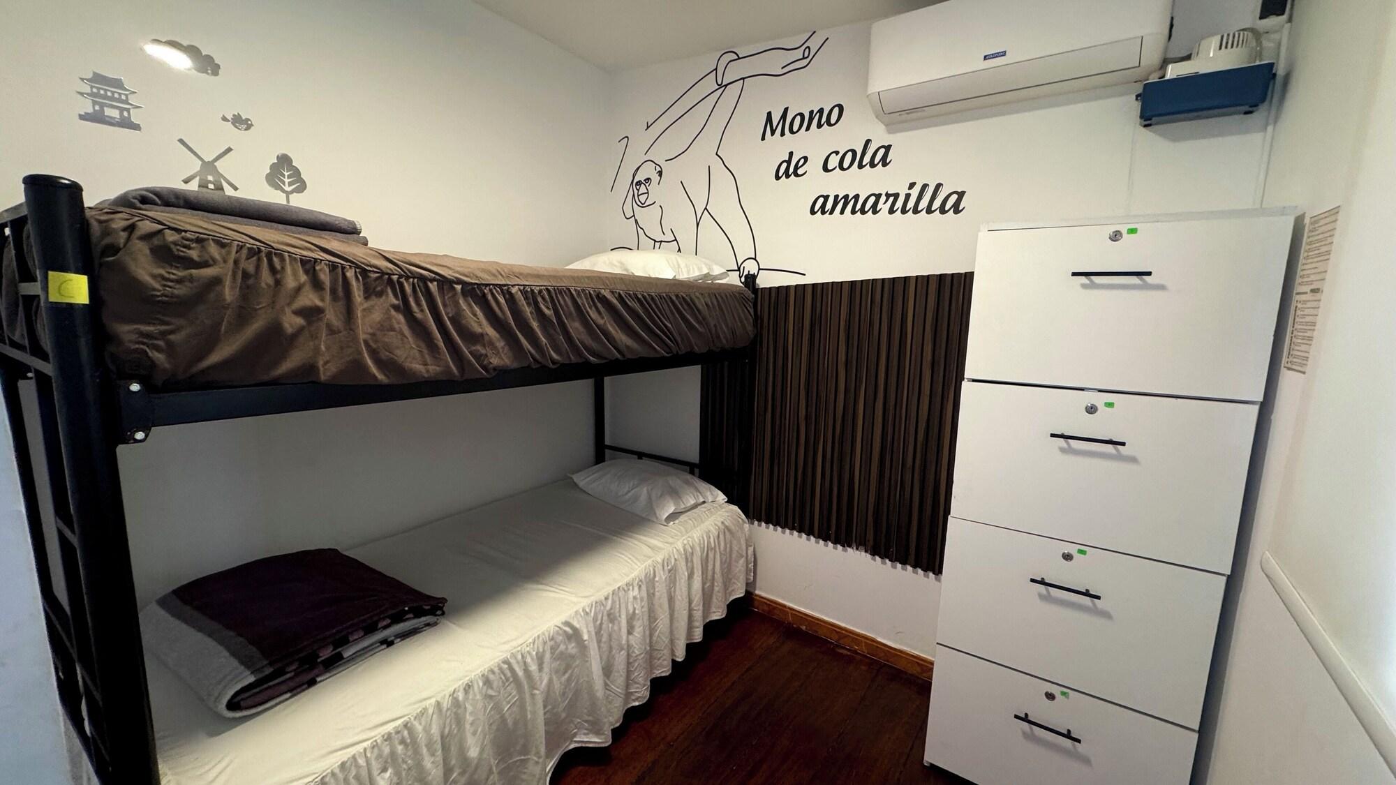 Varios Hostel Prada