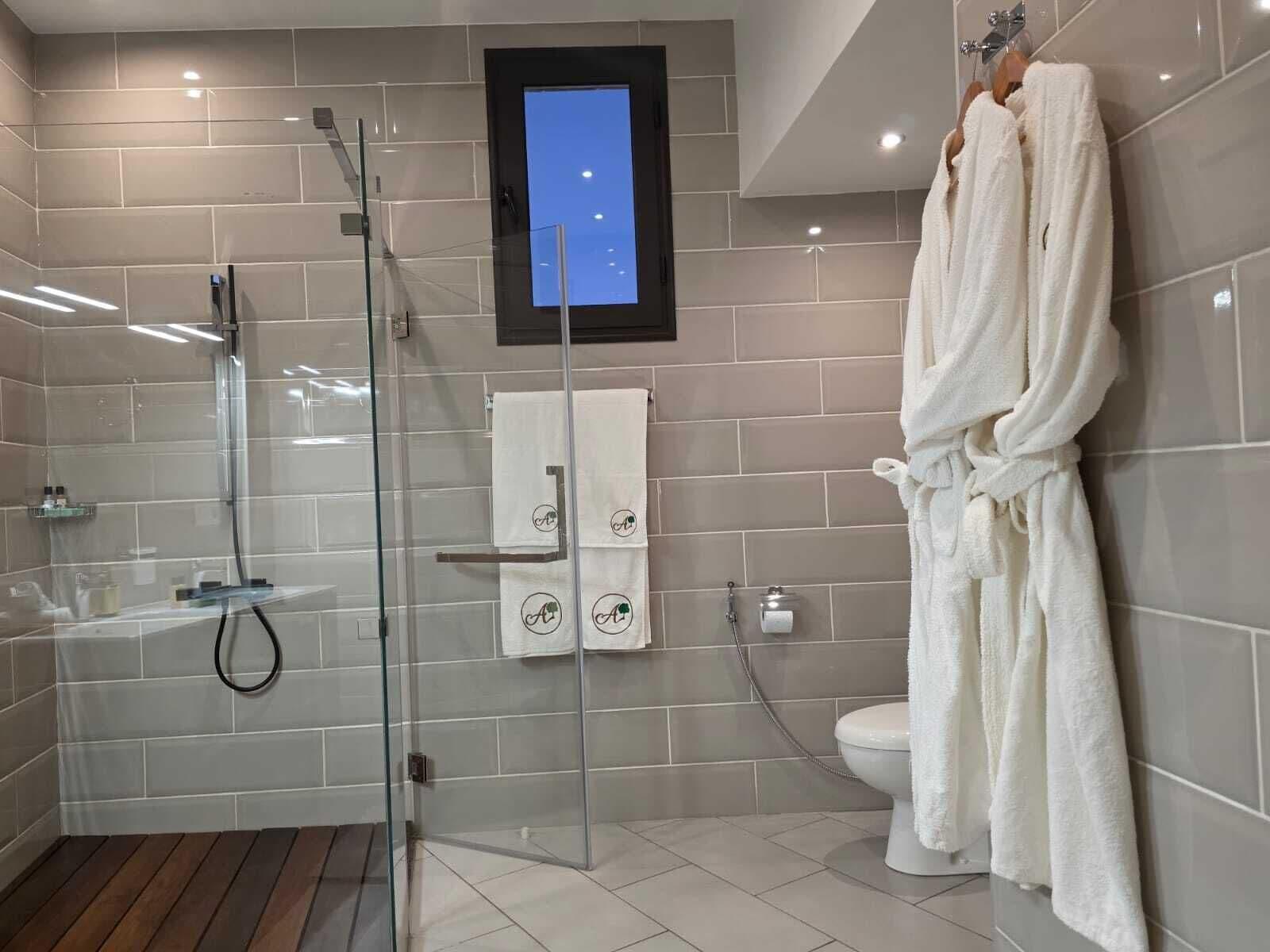 Equipamiento de Habitación Andriana Luxury