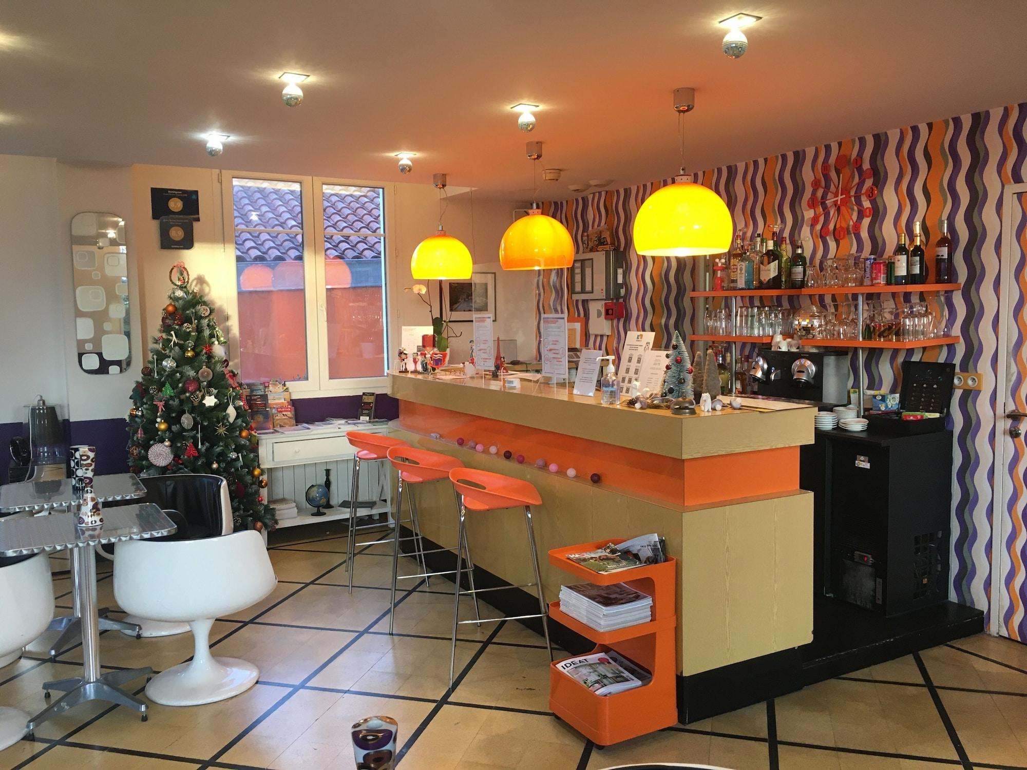 Vista Lobby Mirano