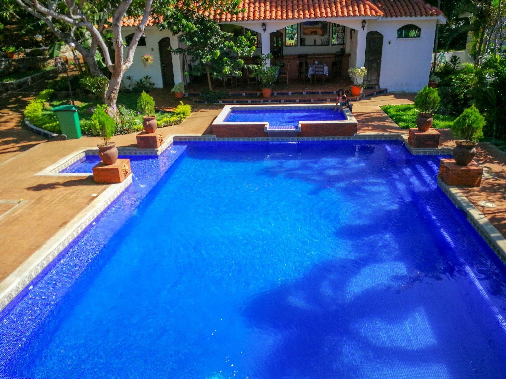Vista Piscina Hostal Las Marias