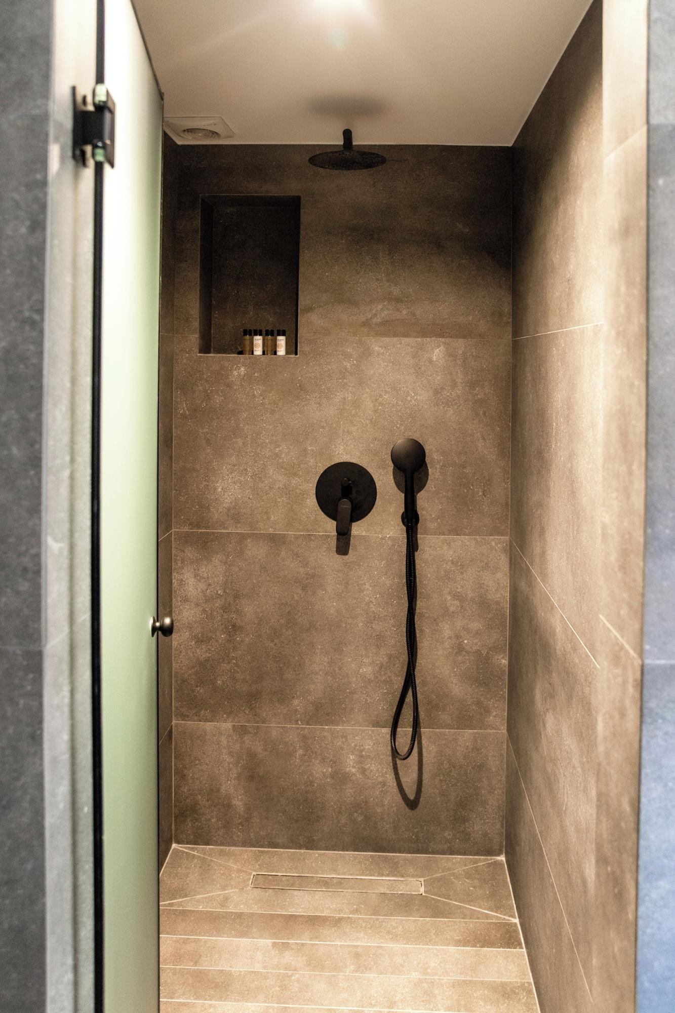 Equipamiento de Habitación NOOS Acropolis