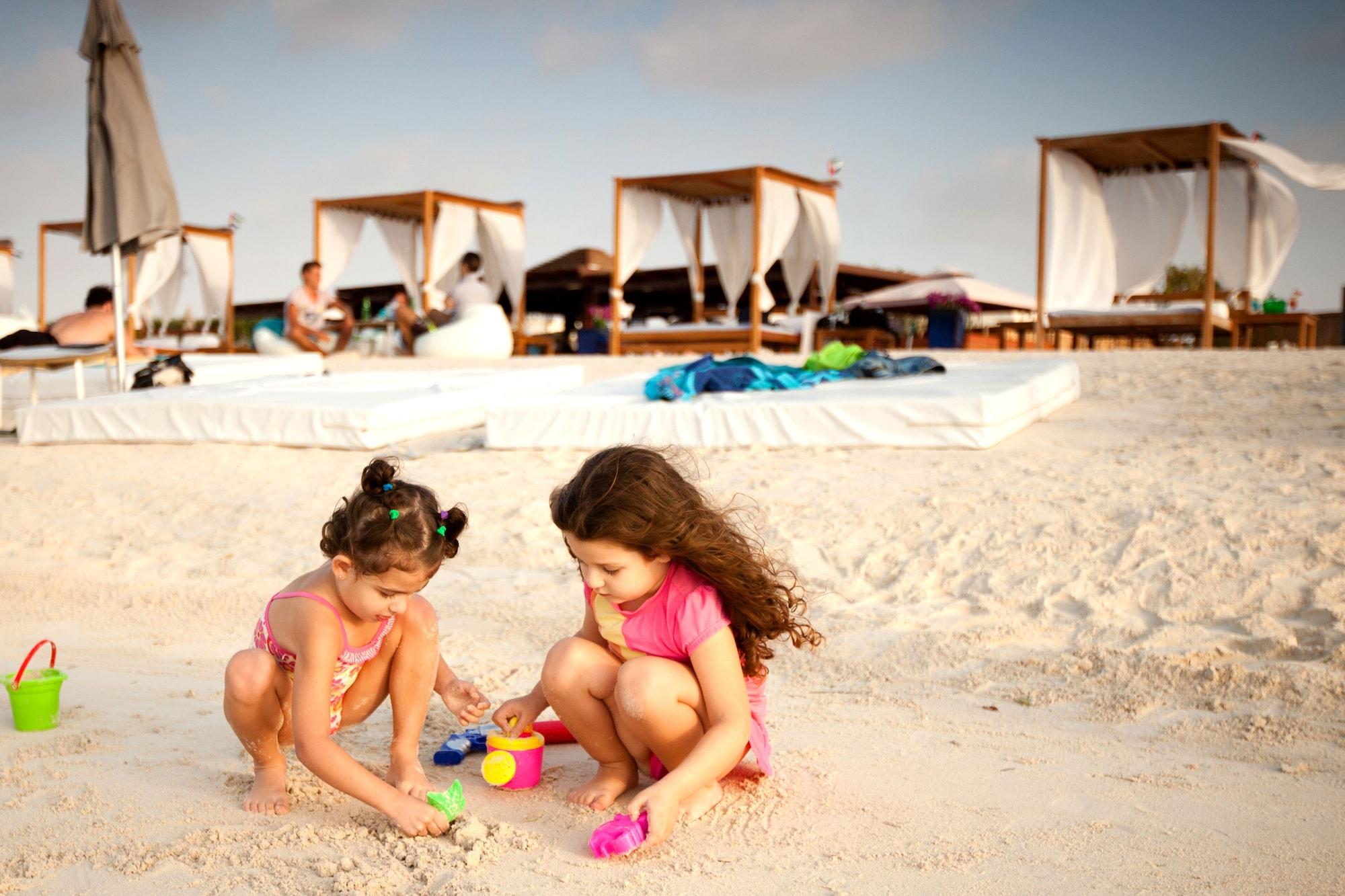 Playa Yas Plaza Marina