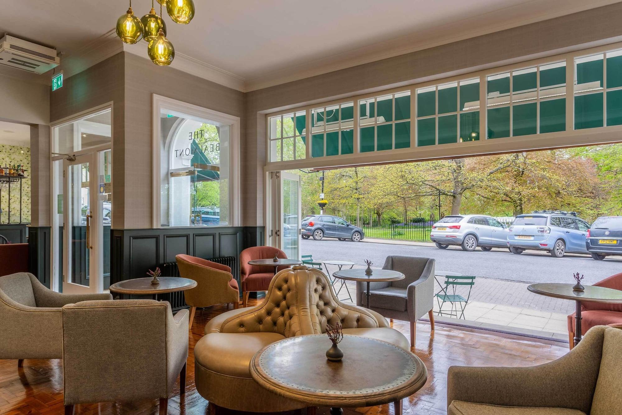 Vista Lobby The Beaumont Hotel