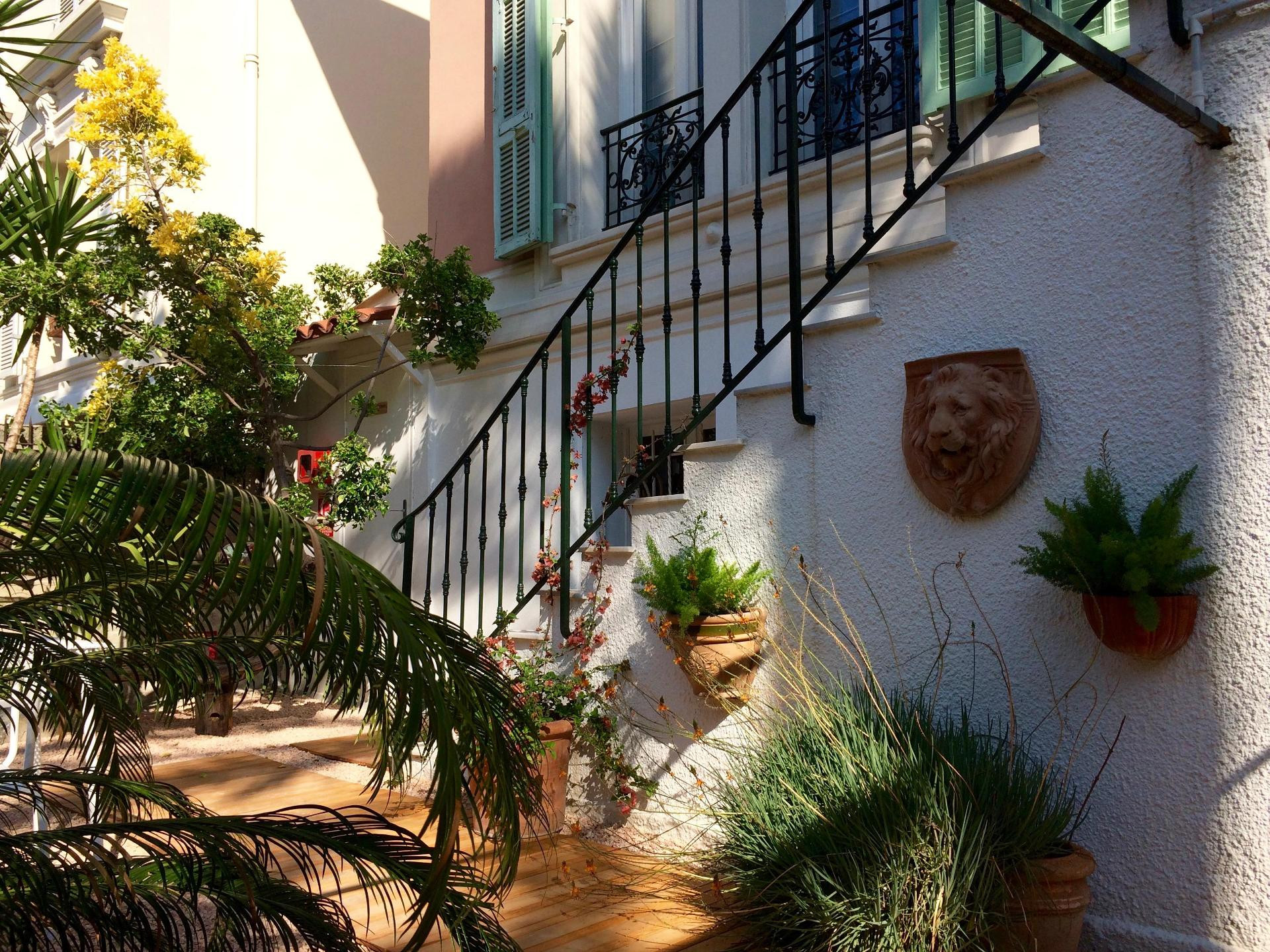 Vista Exterior Hotel Villa Rose
