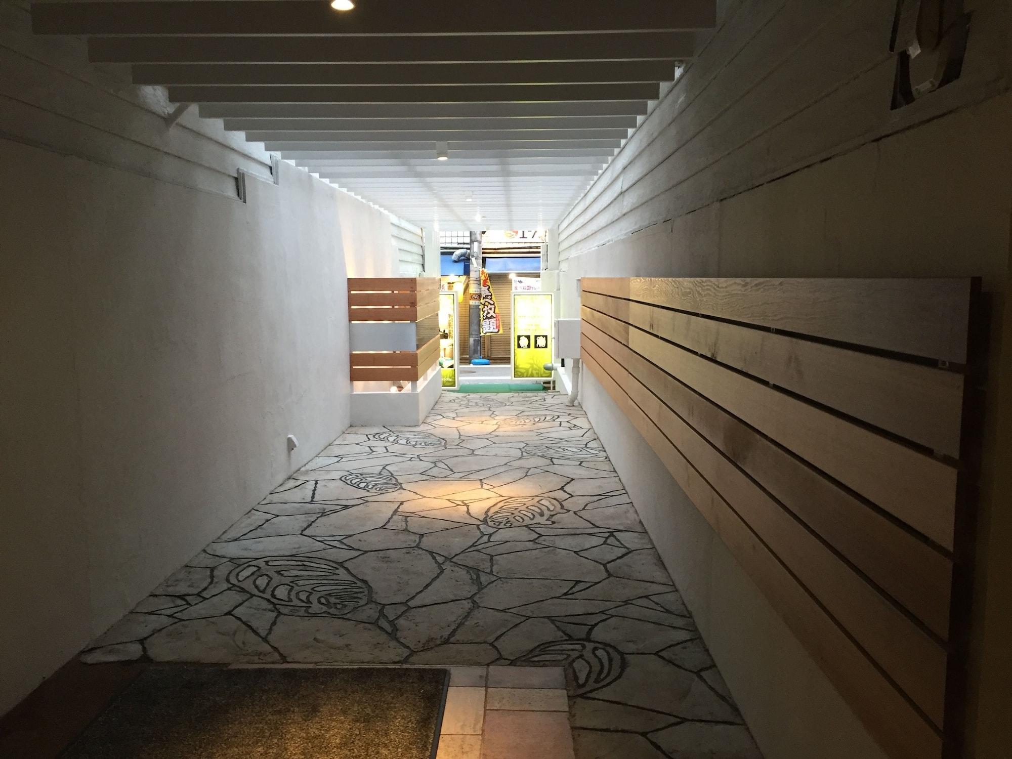 Vista Exterior Hotel America Osaka – Adults Only