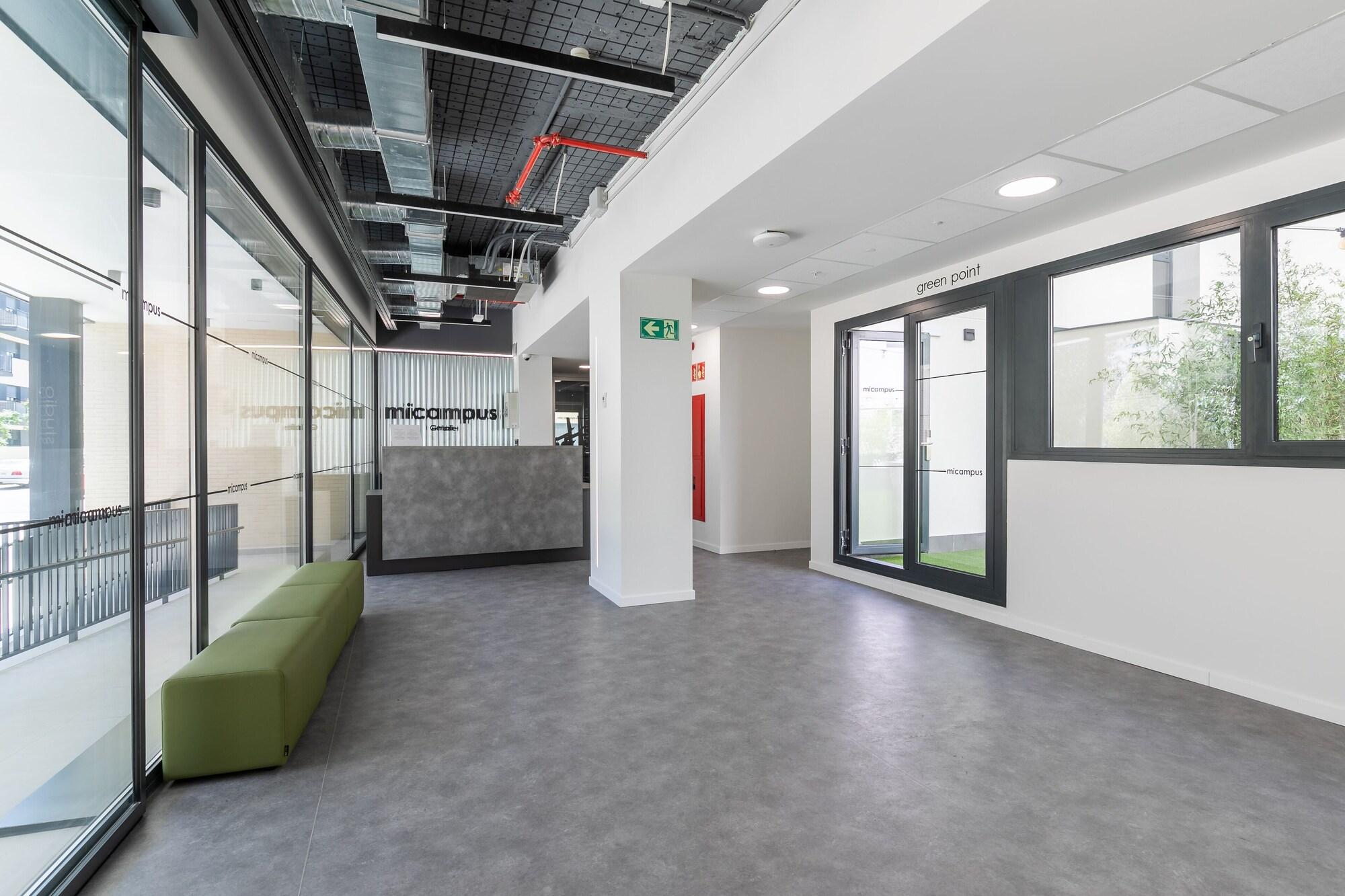 Vista Lobby Micampus Getafe II