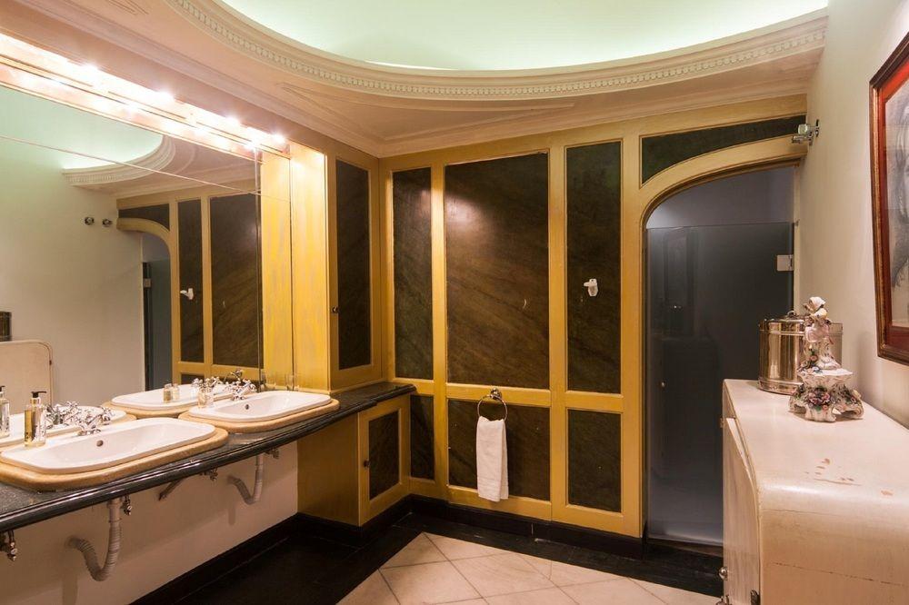 Hotel The Independente Suites & Terrace