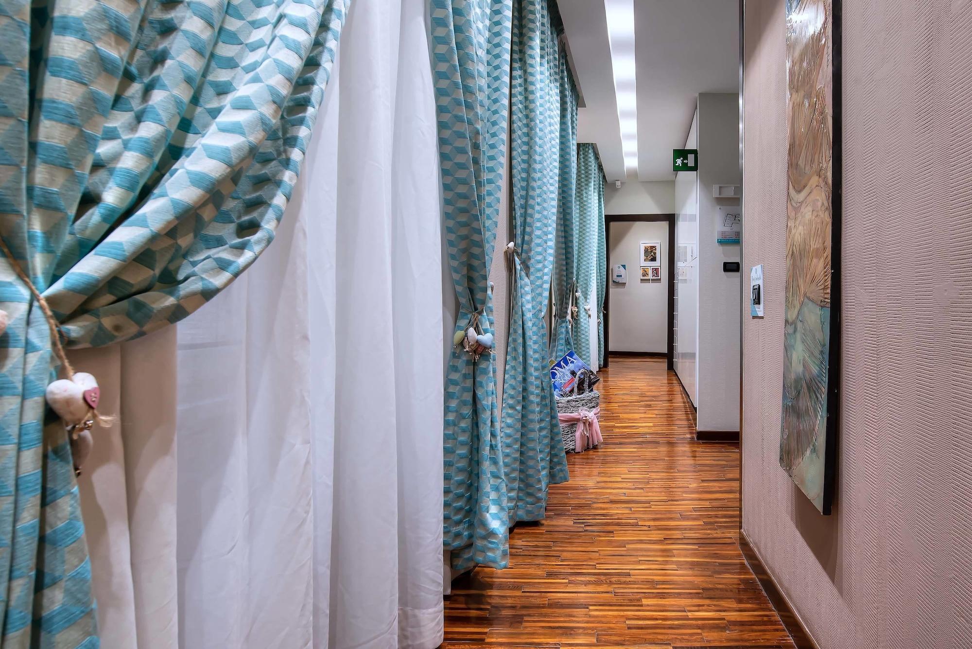 Varios Merulana Inn Guest House