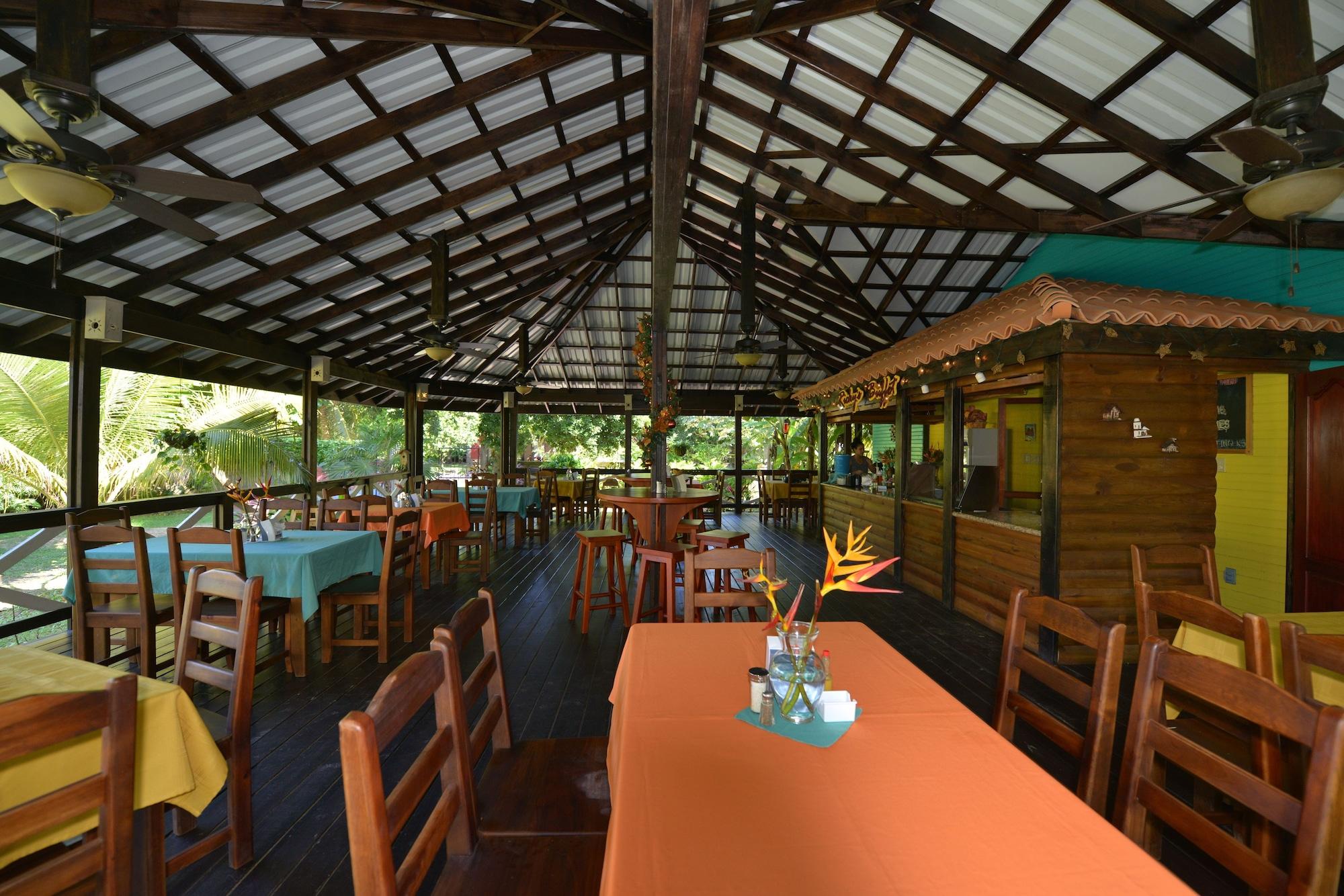 Restaurant Seagrape Plantation Resort