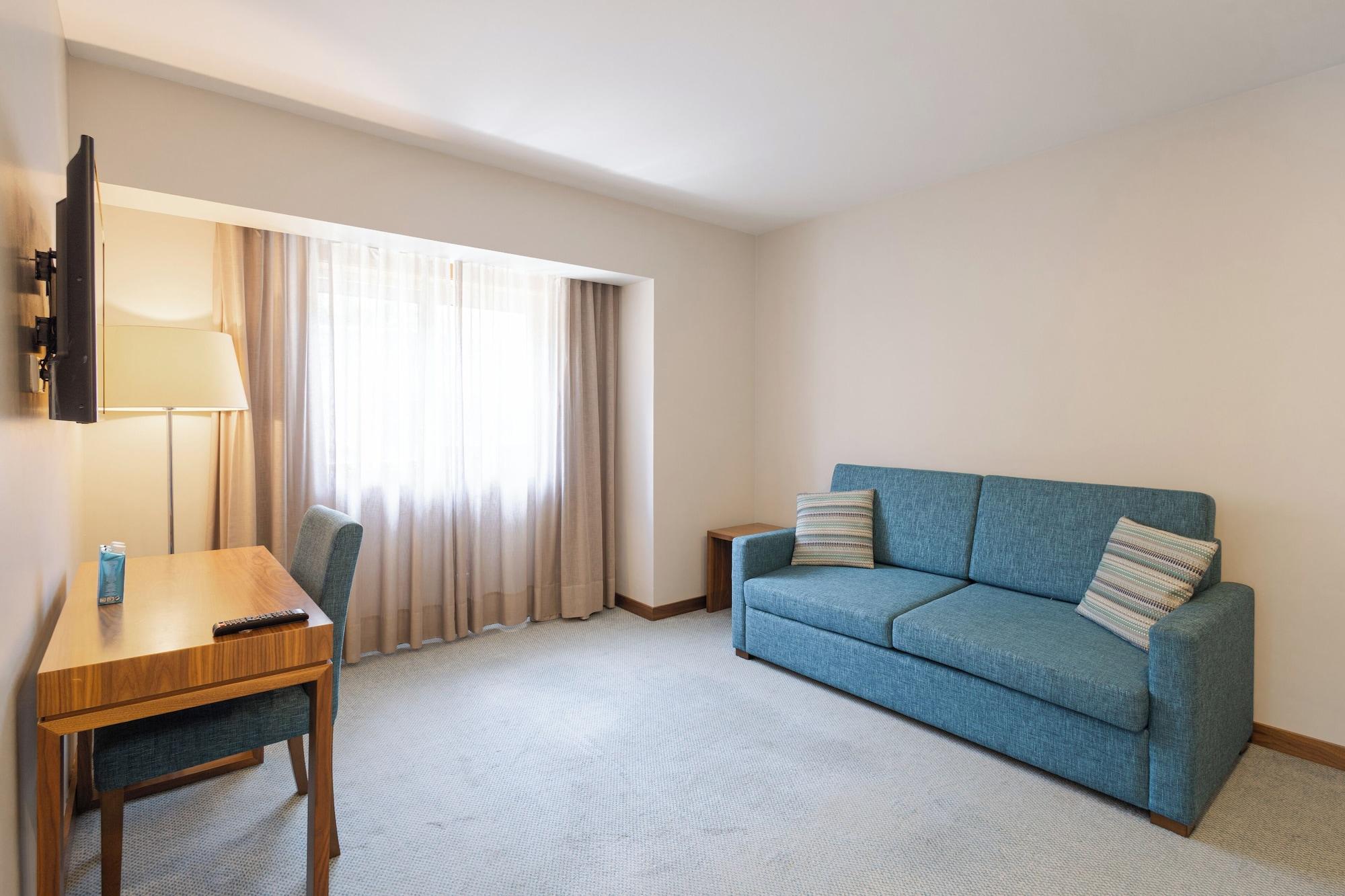 Varios Hotel Navarras