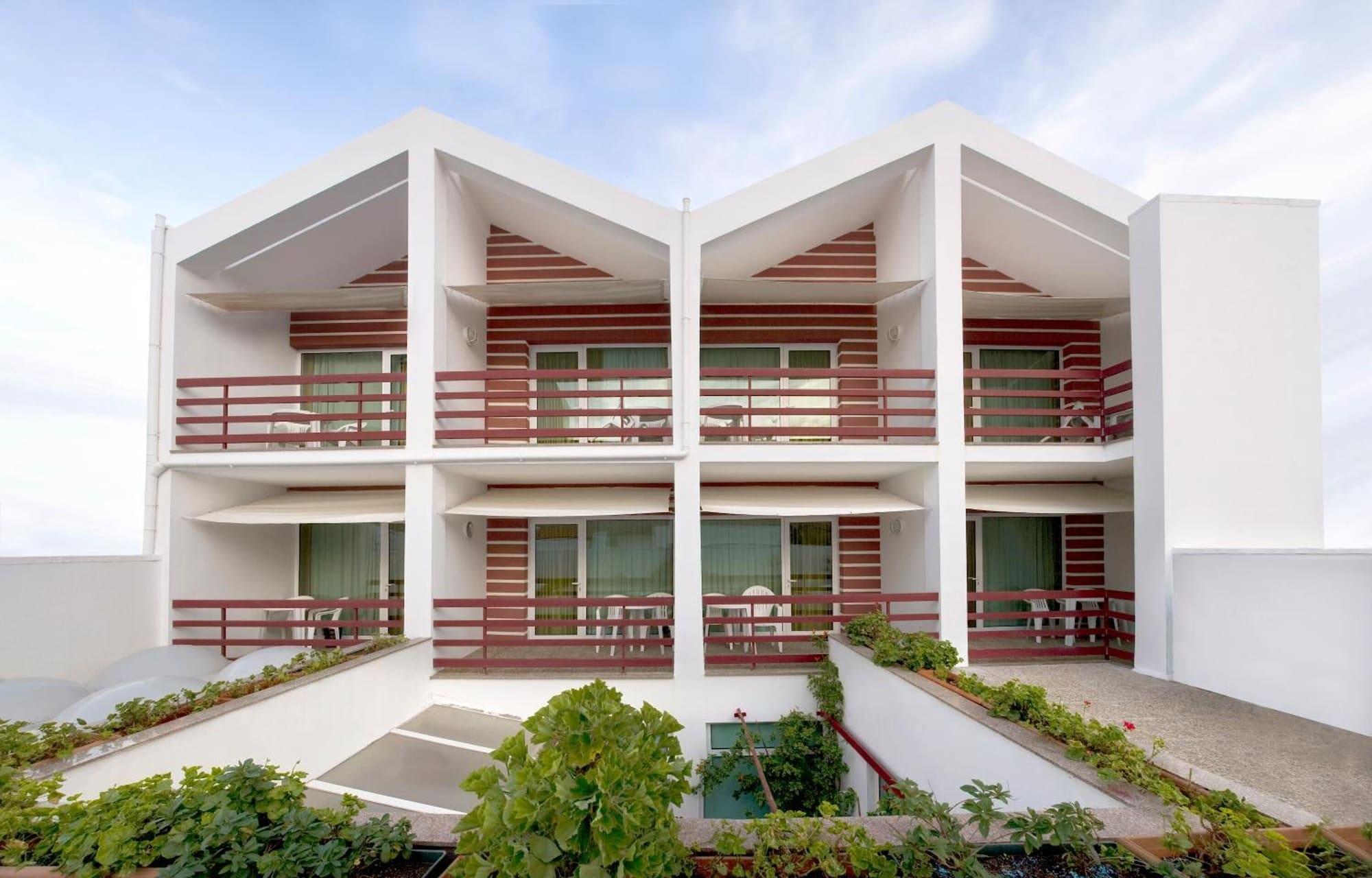 Vista Exterior Costa Nova Hotel
