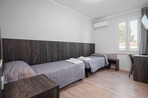 Alojamiento - Urban Hotel