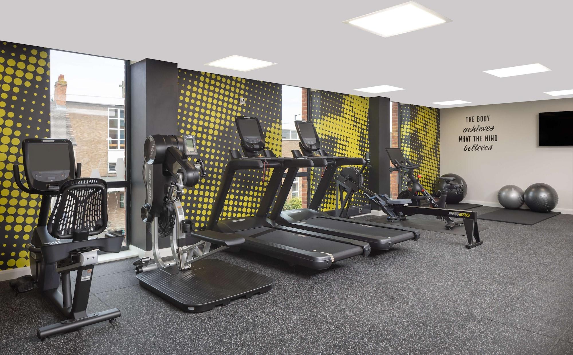 Gimnasio Hampton By Hilton Nuneaton